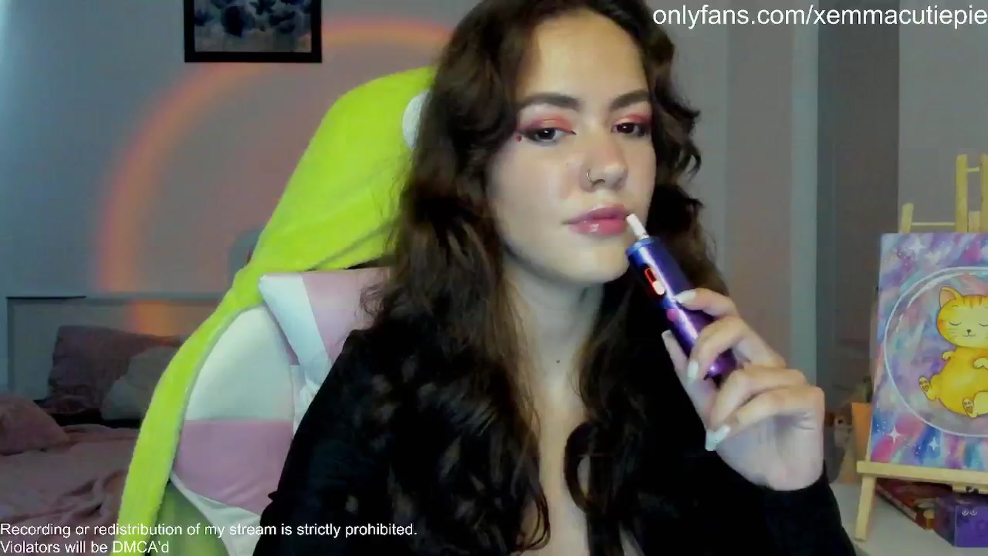 Gallery image thumbnail from EmmaCutiePie's myfreecams stream on, 10/22/2025, 12:34 image 2 of 20