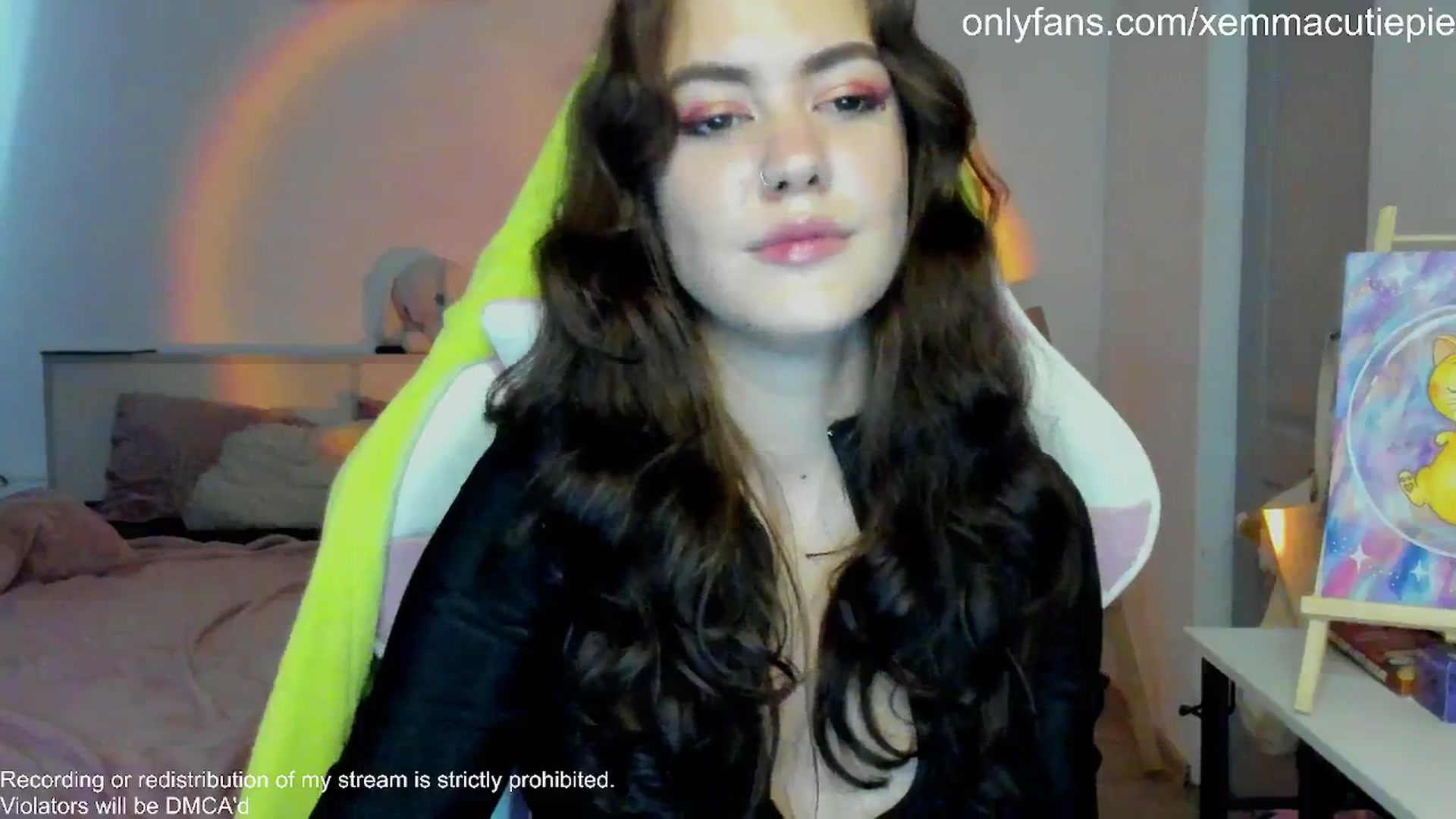 Gallery image thumbnail from EmmaCutiePie's myfreecams stream on, 10/22/2025, 13:36 image 14 of 20