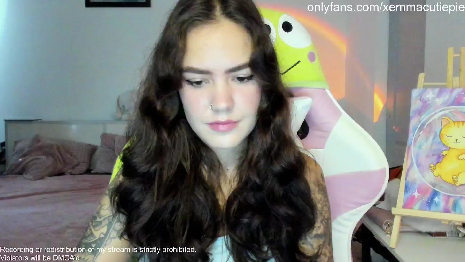 Gallery image thumbnail from EmmaCutiePie's myfreecams stream on, 10/23/2025, 11:04 image 4 of 20