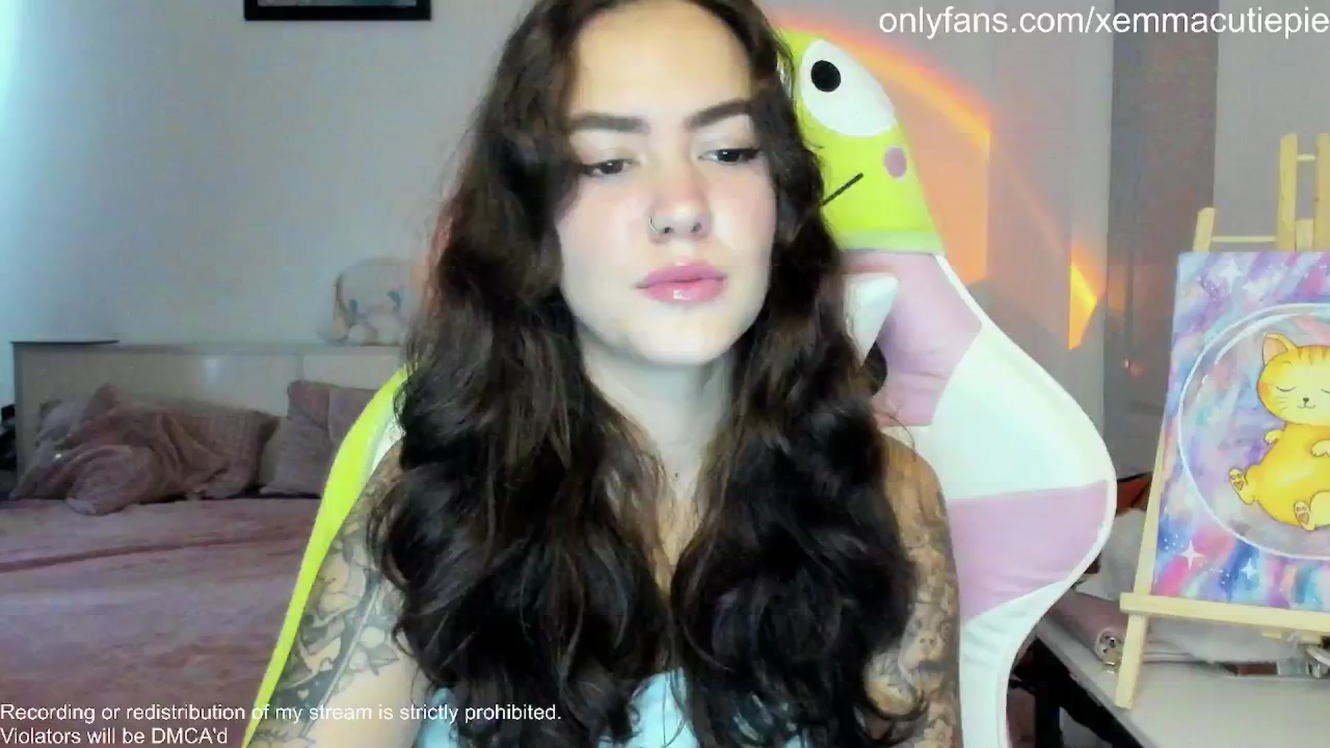 Gallery image thumbnail from EmmaCutiePie's myfreecams stream on, 10/23/2025, 11:04 image 2 of 20