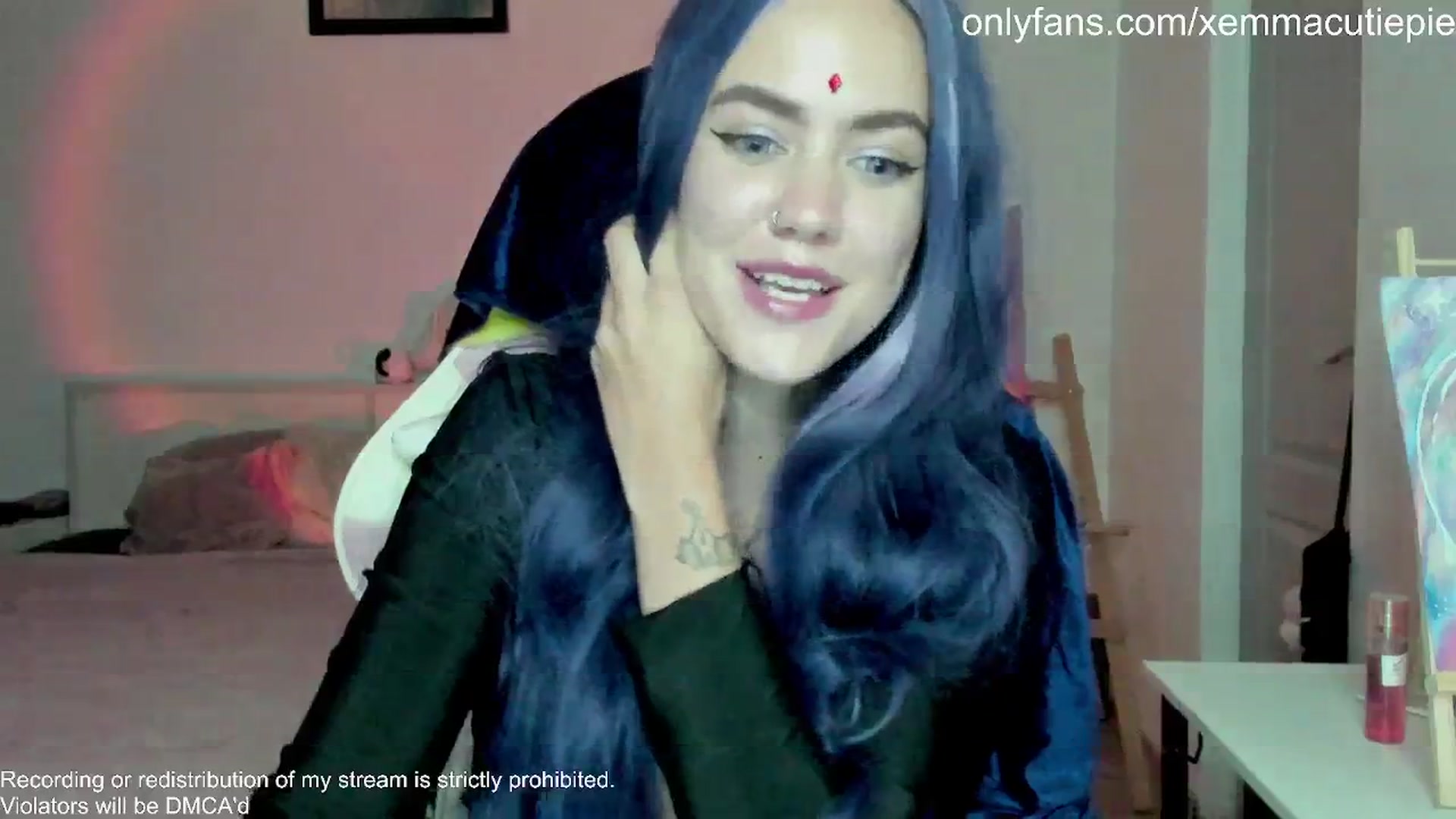 Gallery image thumbnail from EmmaCutiePie's myfreecams stream on, 10/31/2025, 16:20 image 12 of 20