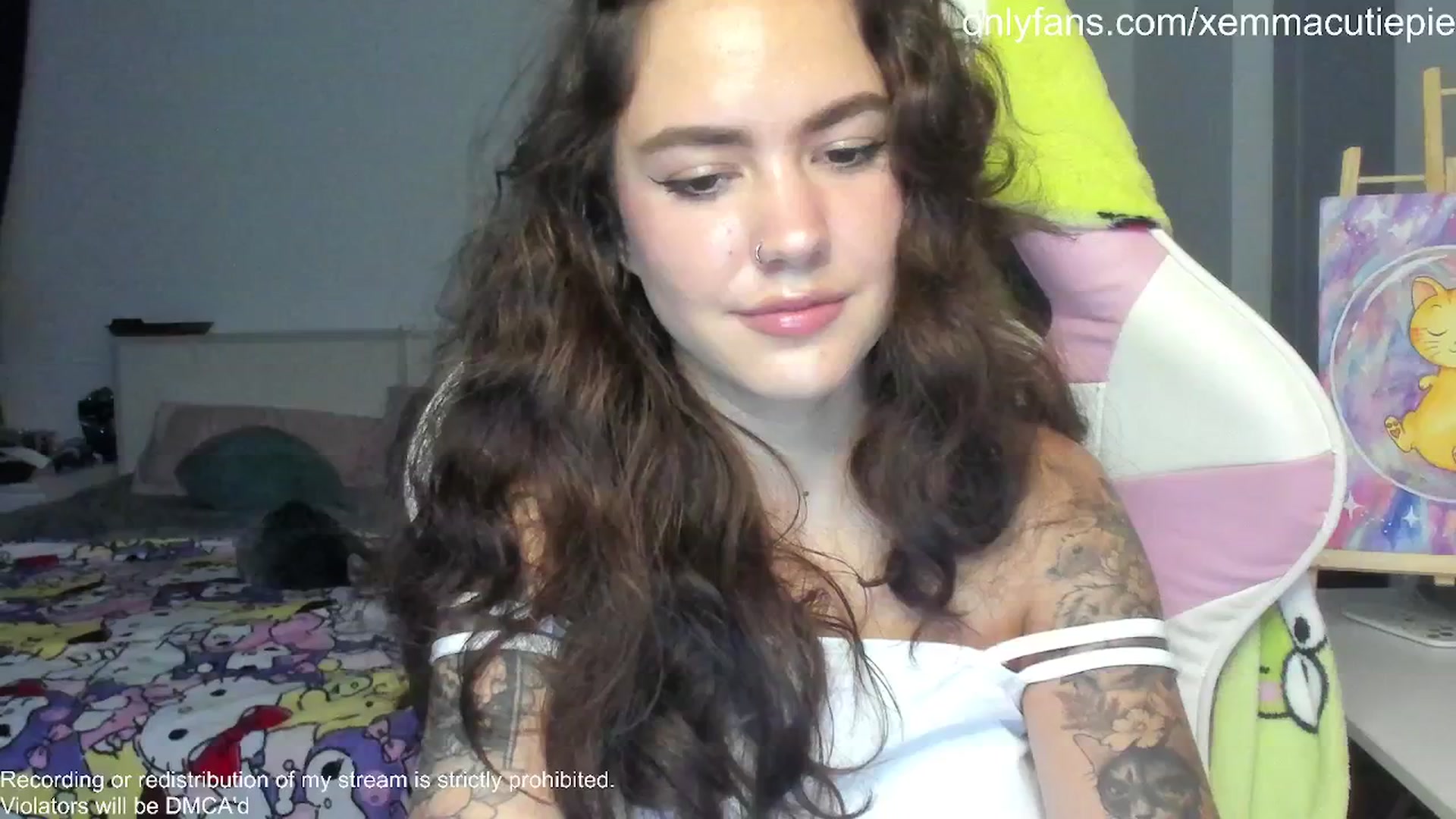 Gallery image thumbnail from EmmaCutiePie's myfreecams stream on, 11/06/2025, 15:44 image 20 of 20