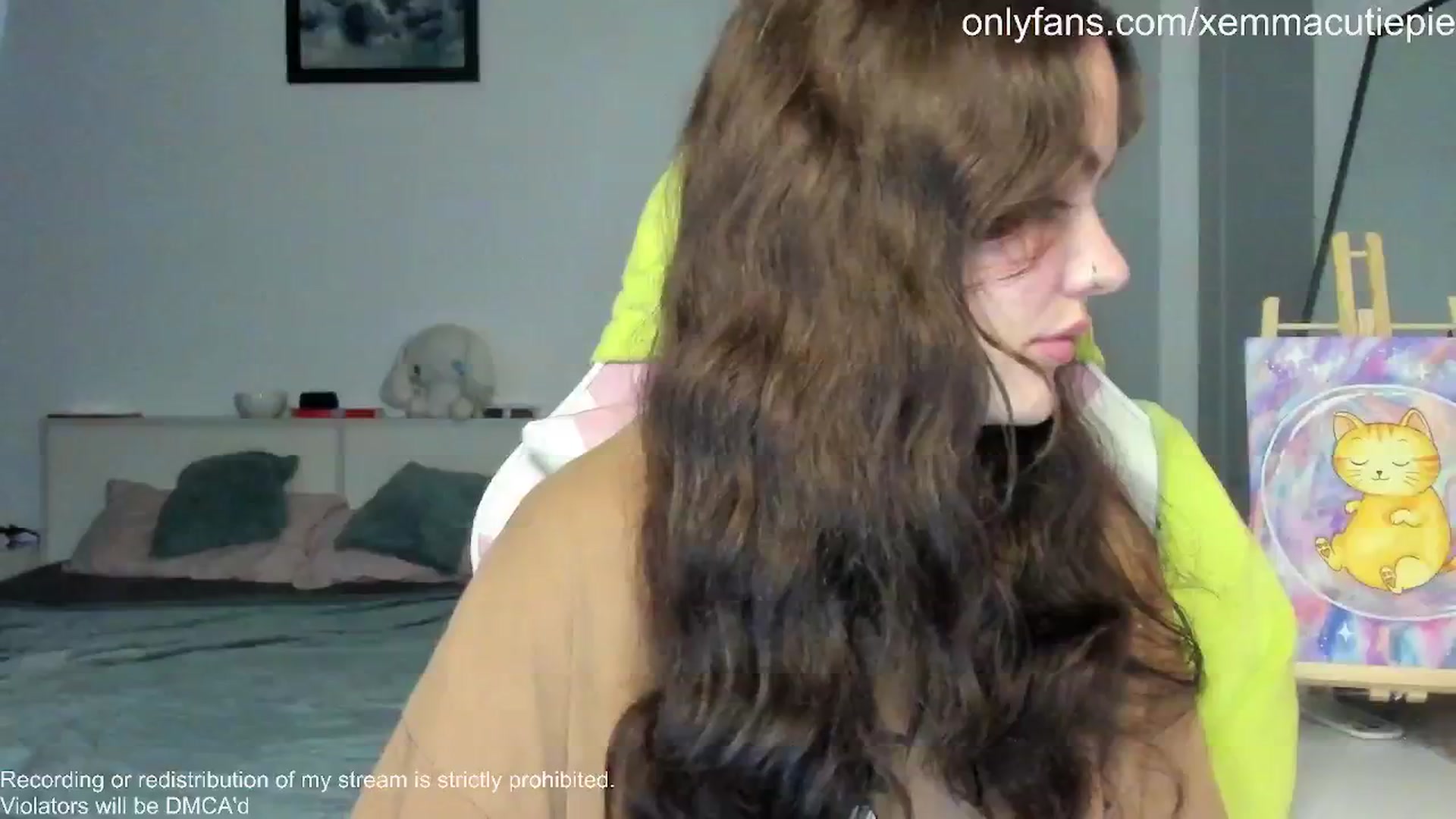 Gallery image thumbnail from EmmaCutiePie's myfreecams stream on, 11/12/2025, 13:46 image 19 of 20