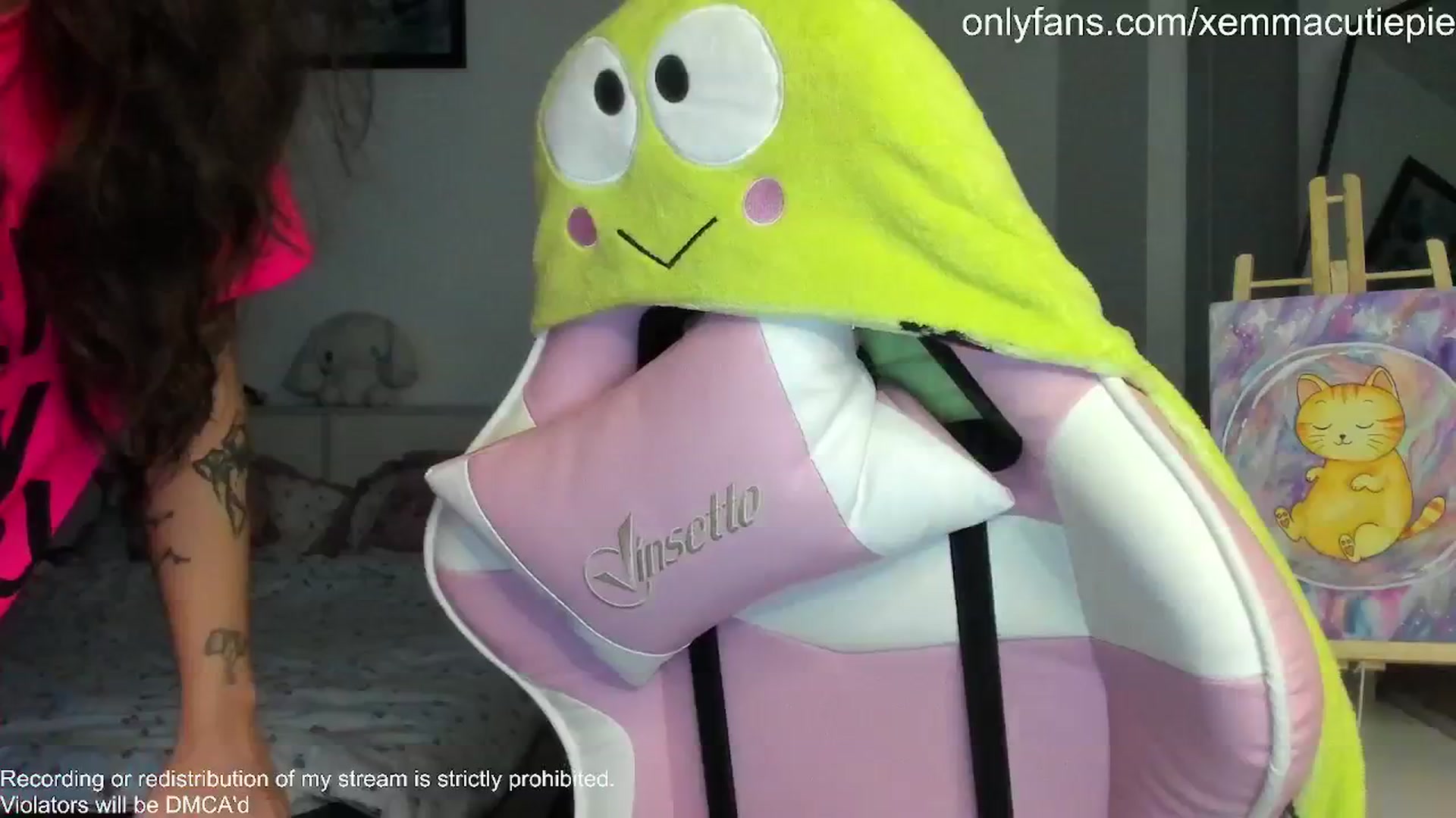 Gallery image thumbnail from EmmaCutiePie's myfreecams stream on, 11/28/2025, 15:36 image 17 of 20