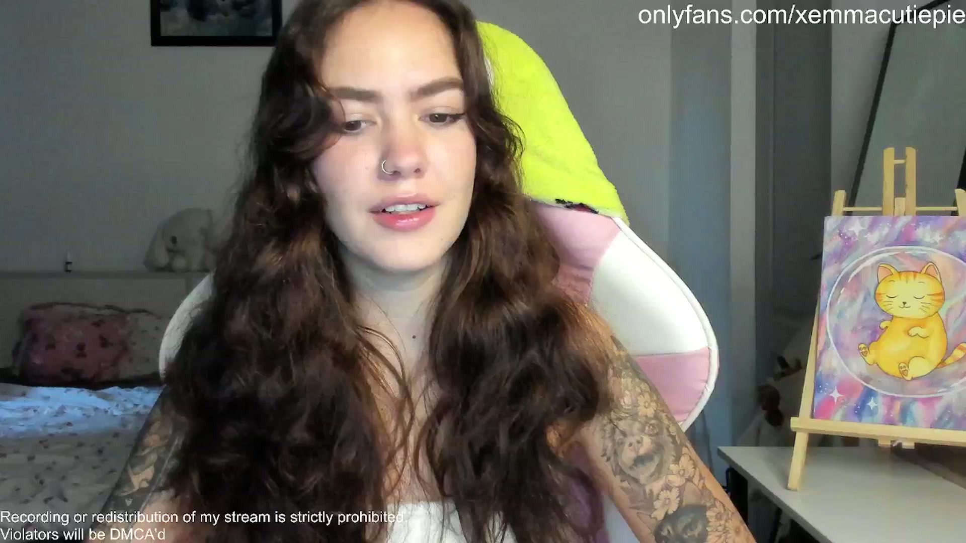 Gallery image thumbnail from EmmaCutiePie's myfreecams stream on, 12/04/2025, 12:25 image 4 of 20