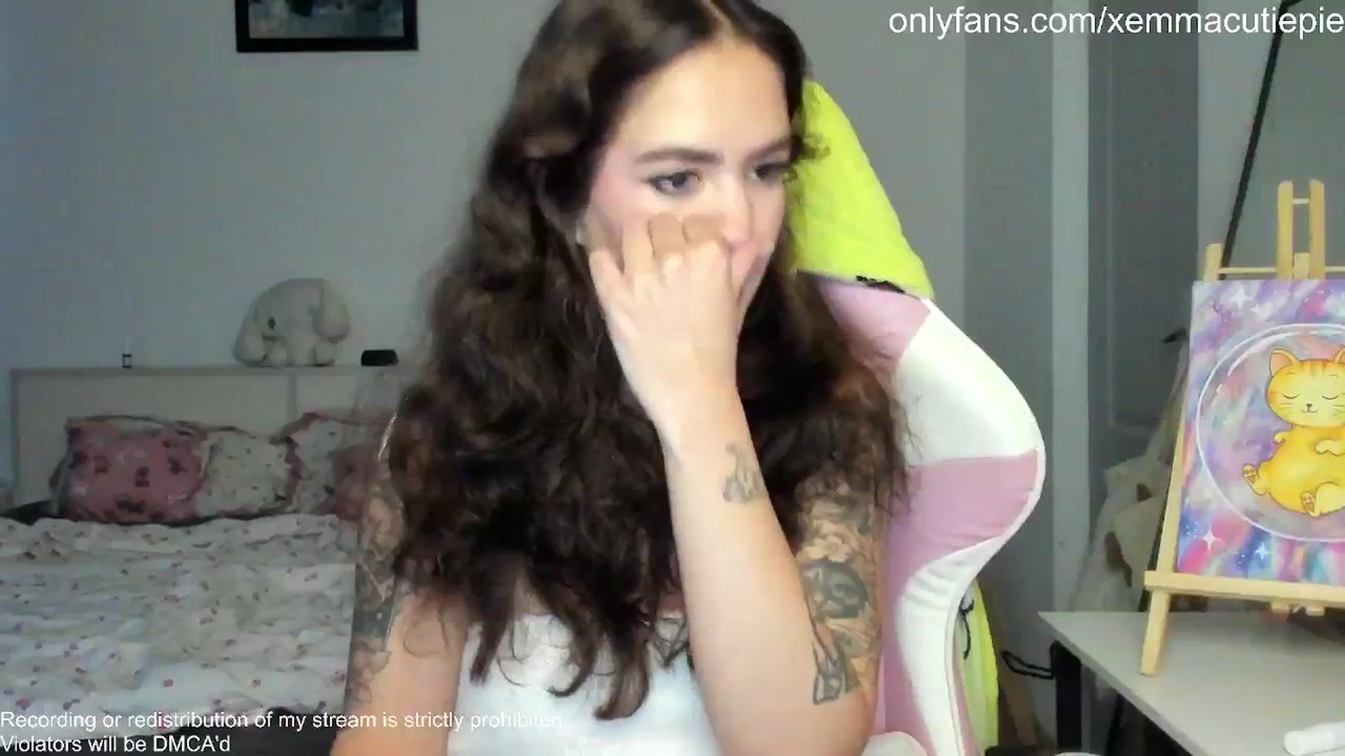 Gallery image thumbnail from EmmaCutiePie's myfreecams stream on, 12/04/2025, 12:25 image 20 of 20