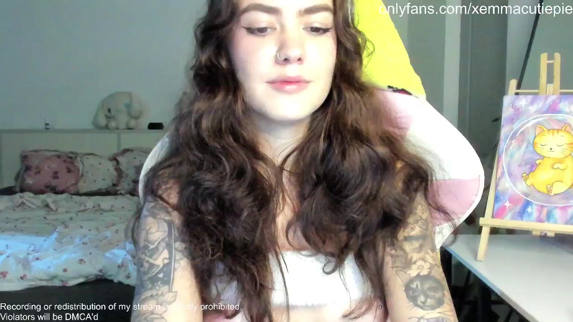 Gallery image thumbnail from EmmaCutiePie's myfreecams stream on, 12/04/2025, 12:25 image 12 of 20