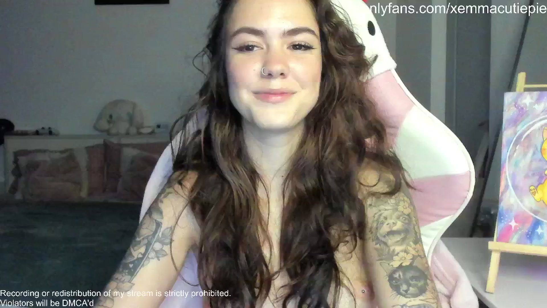 Gallery image thumbnail from EmmaCutiePie's myfreecams stream on, 12/21/2025, 17:08 image 18 of 20
