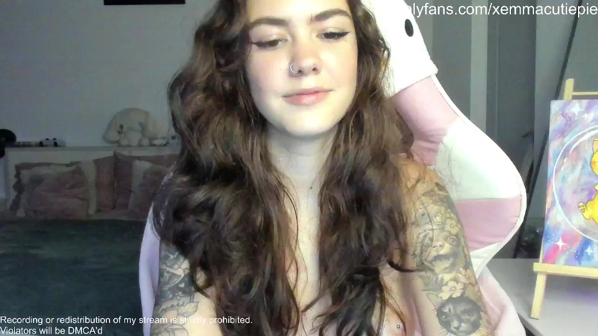 Gallery image thumbnail from EmmaCutiePie's myfreecams stream on, 12/21/2025, 17:08 image 10 of 20