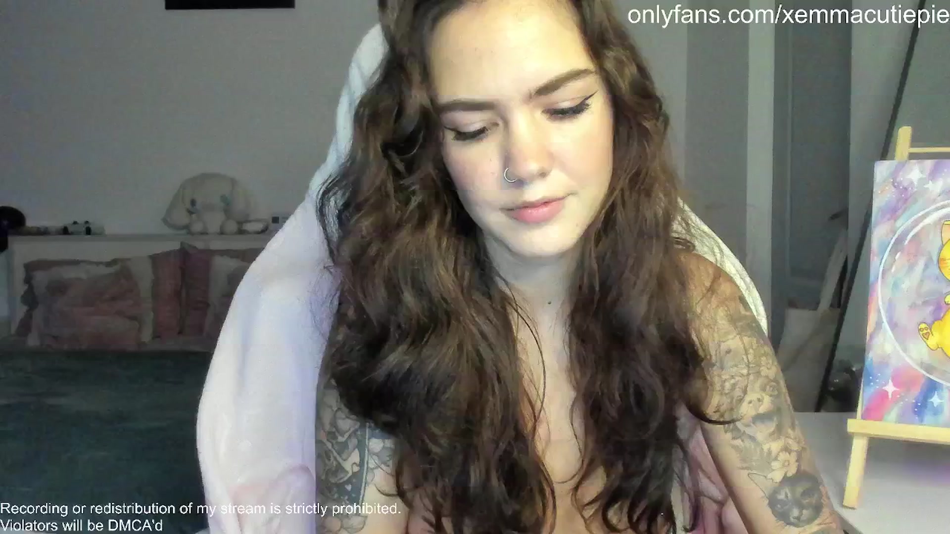 Gallery image thumbnail from EmmaCutiePie's myfreecams stream on, 12/21/2025, 17:08 image 7 of 20