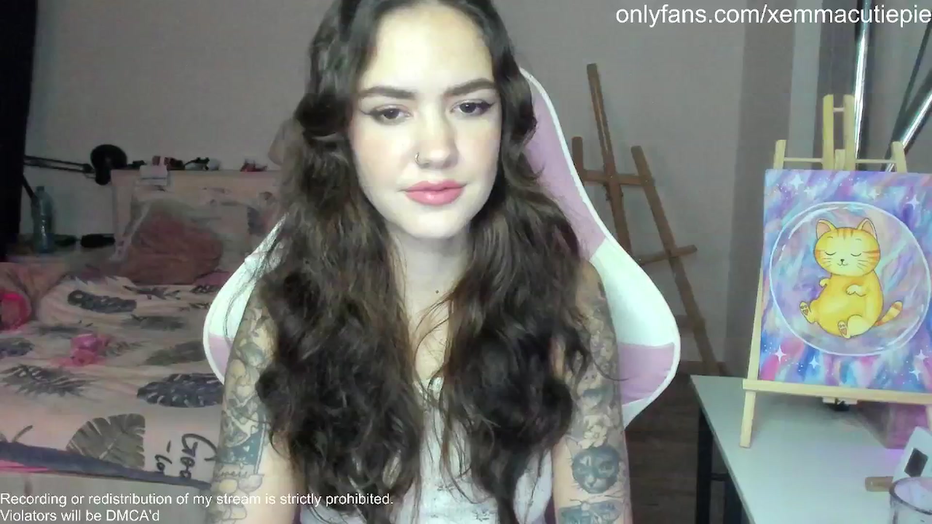 Gallery image thumbnail from EmmaCutiePie's myfreecams stream on, 01/03/2026, 16:45 image 5 of 20