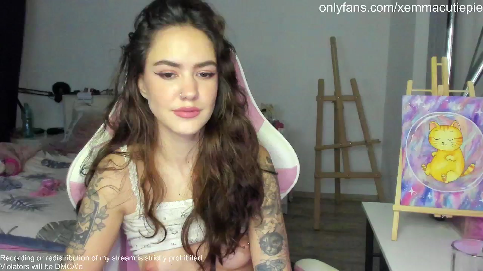 Gallery image thumbnail from EmmaCutiePie's myfreecams stream on, 01/03/2026, 16:45 image 16 of 20