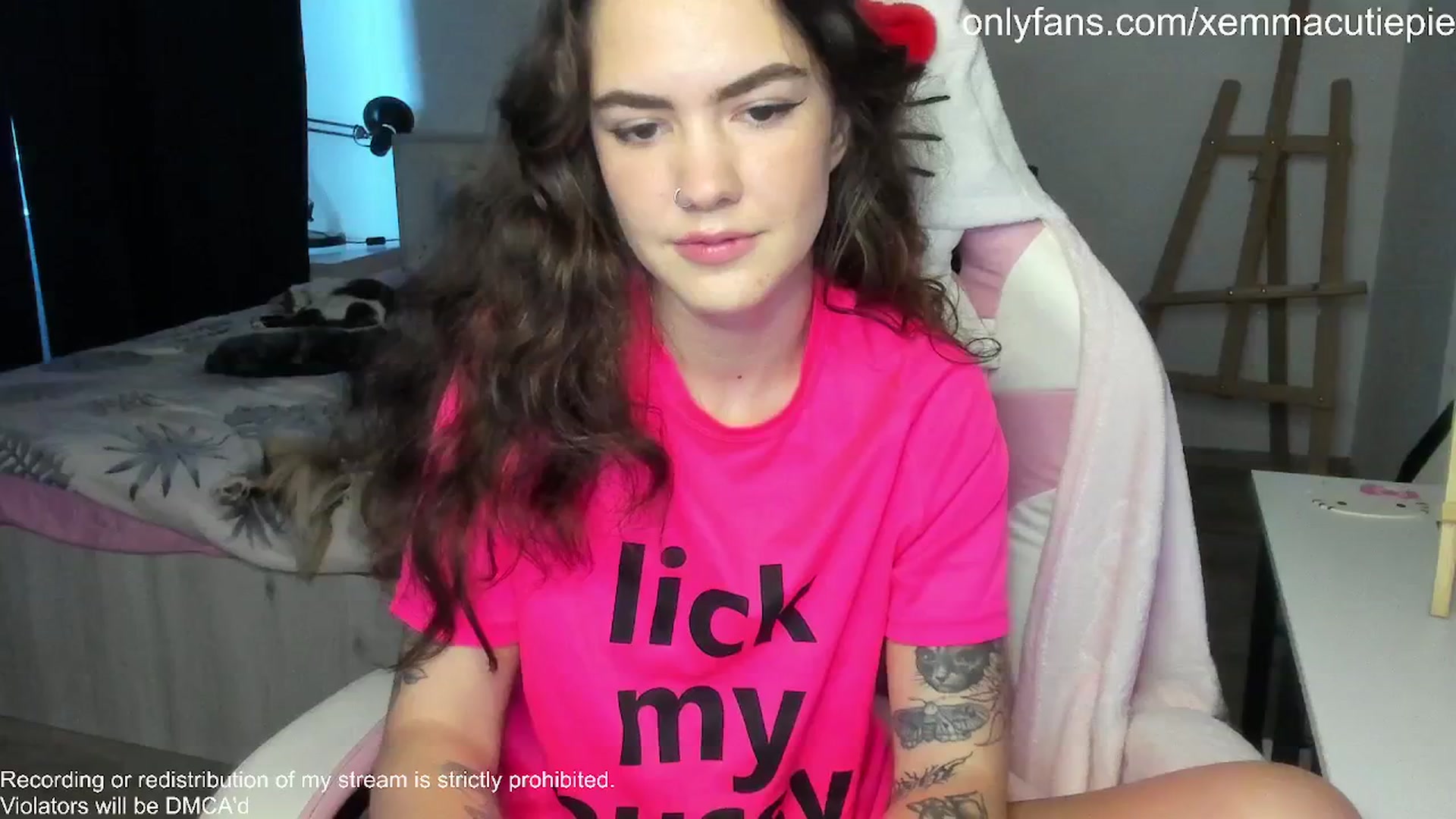 Gallery image thumbnail from EmmaCutiePie's myfreecams stream on, 01/09/2026, 13:32 image 3 of 20