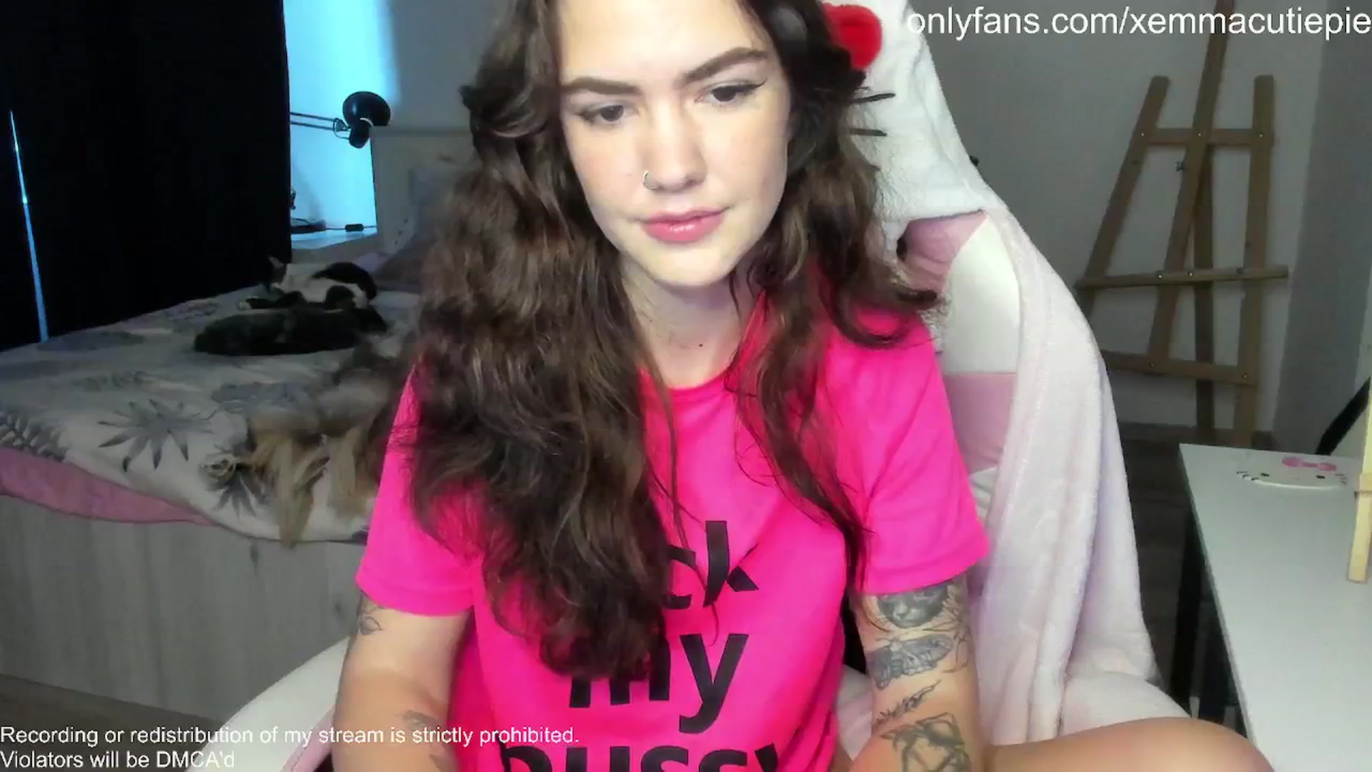Gallery image thumbnail from EmmaCutiePie's myfreecams stream on, 01/09/2026, 13:32 image 5 of 20