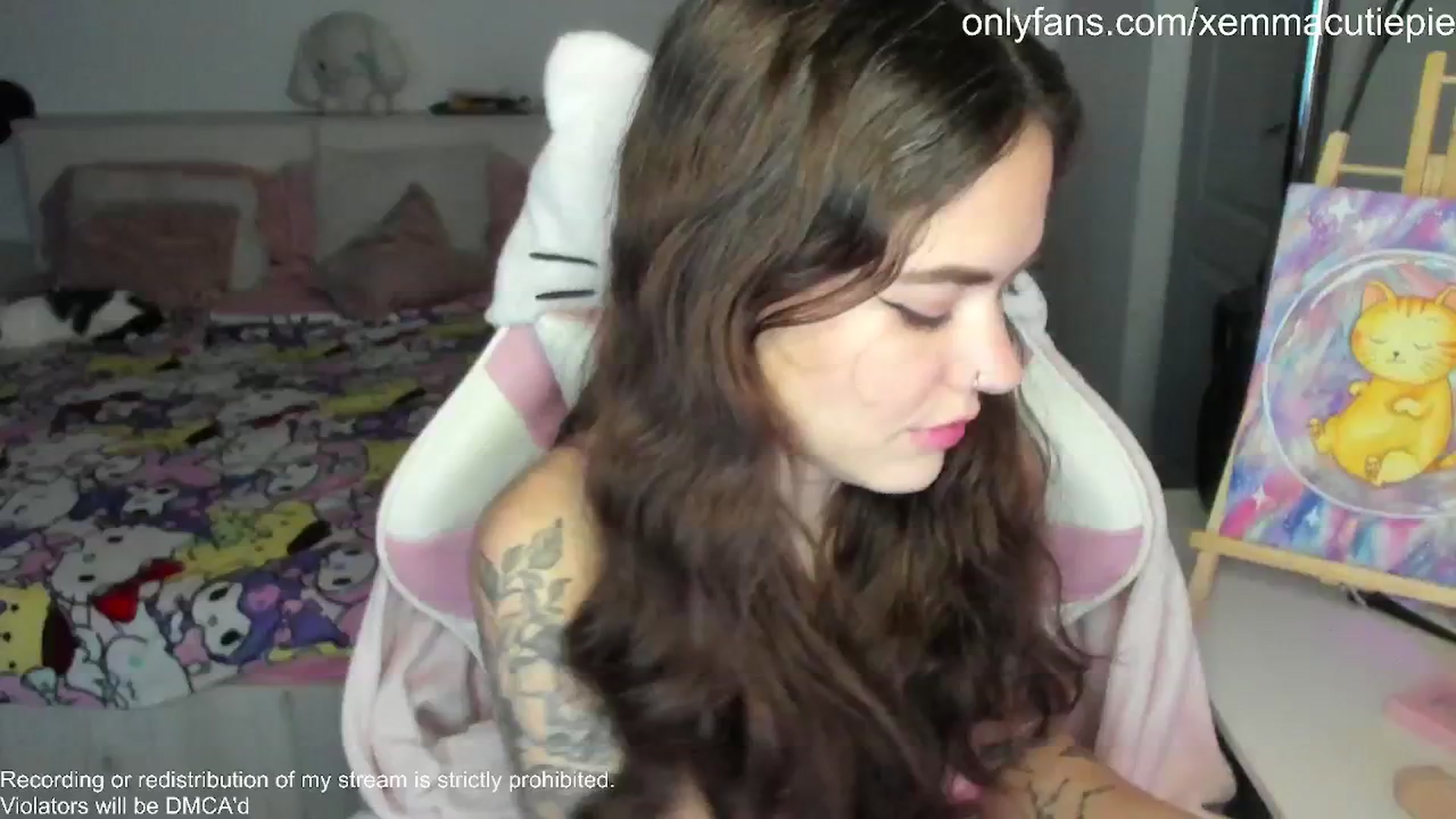 Gallery image thumbnail from EmmaCutiePie's myfreecams stream on, 01/28/2026, 18:24 image 1 of 20