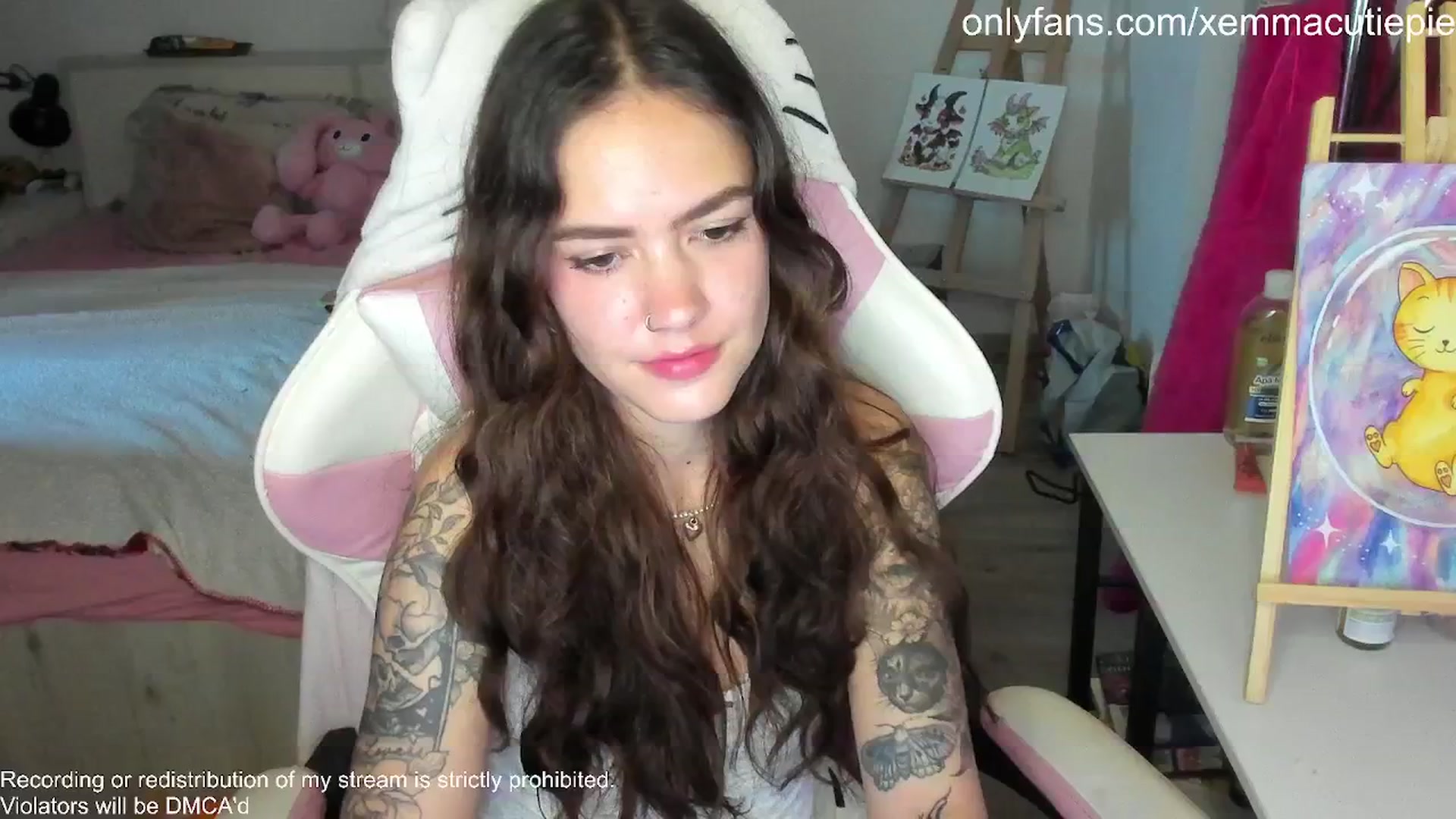 Gallery image thumbnail from EmmaCutiePie's myfreecams stream on, 03/08/2026, 14:21 image 6 of 20