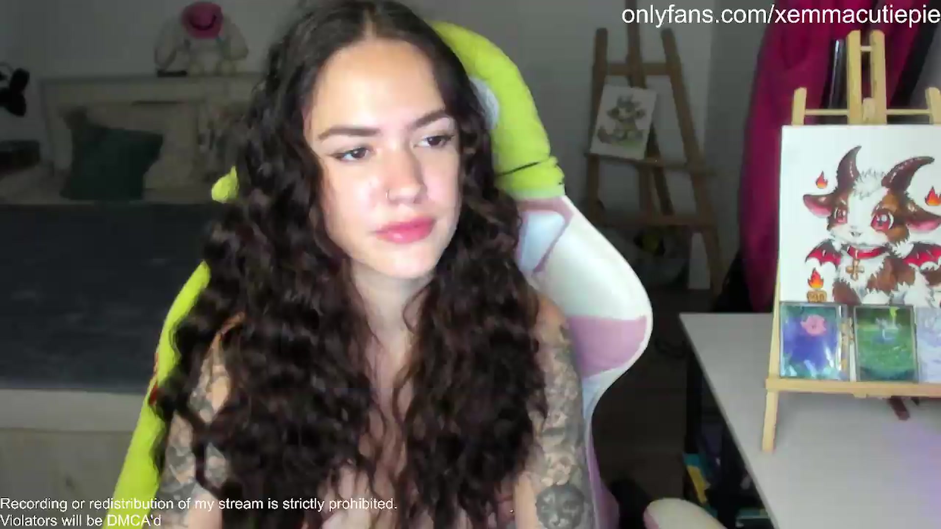 Gallery image thumbnail from EmmaCutiePie's myfreecams stream on, 05/22/2026, 14:38 image 3 of 20