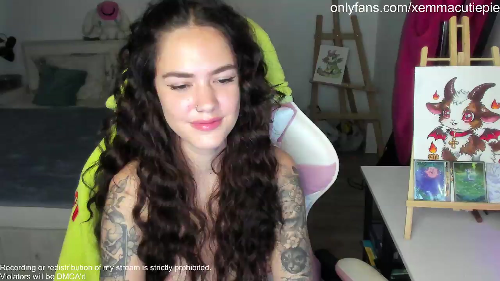 Gallery image thumbnail from EmmaCutiePie's myfreecams stream on, 05/22/2026, 14:38 image 4 of 20