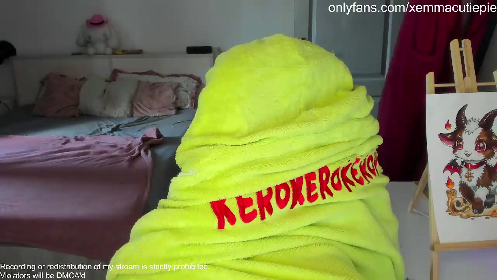 Gallery image thumbnail from EmmaCutiePie's myfreecams stream on, 06/05/2026, 12:12 image 2 of 20