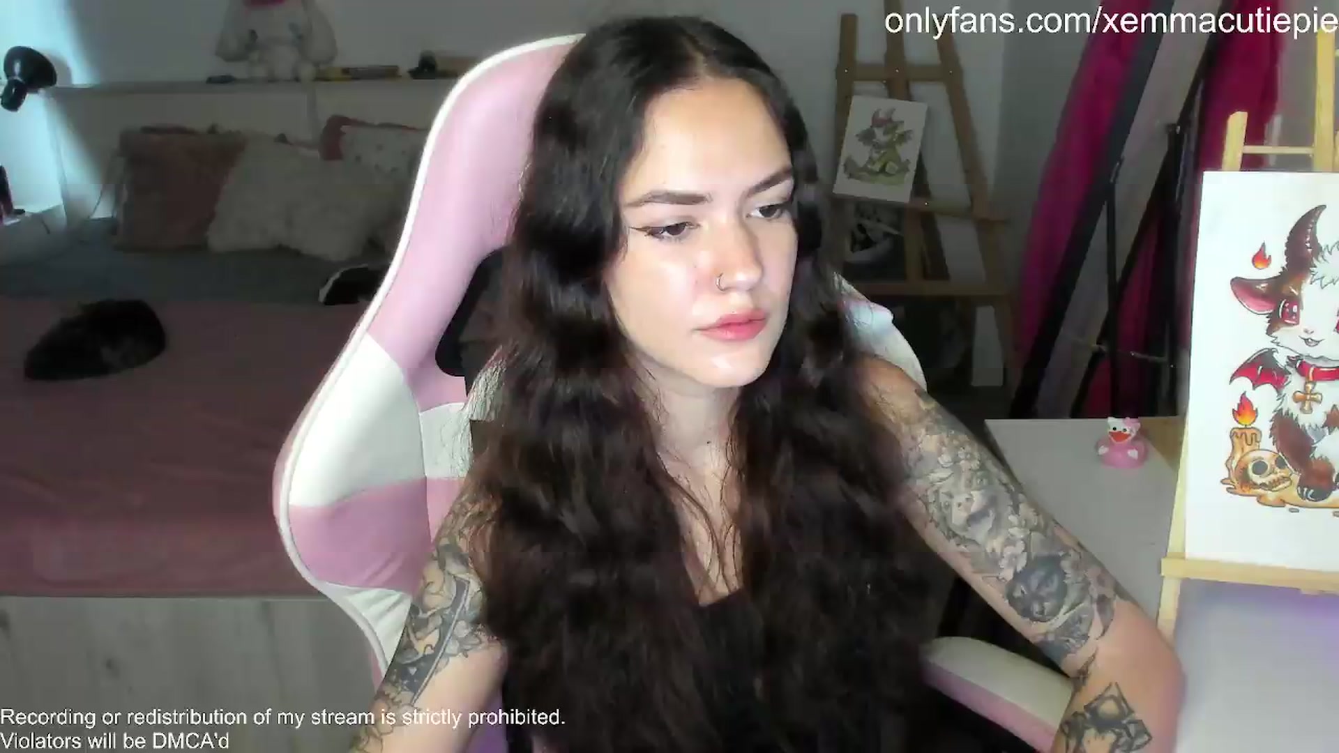 Gallery image thumbnail from EmmaCutiePie's myfreecams stream on, 06/06/2026, 12:27 image 13 of 20