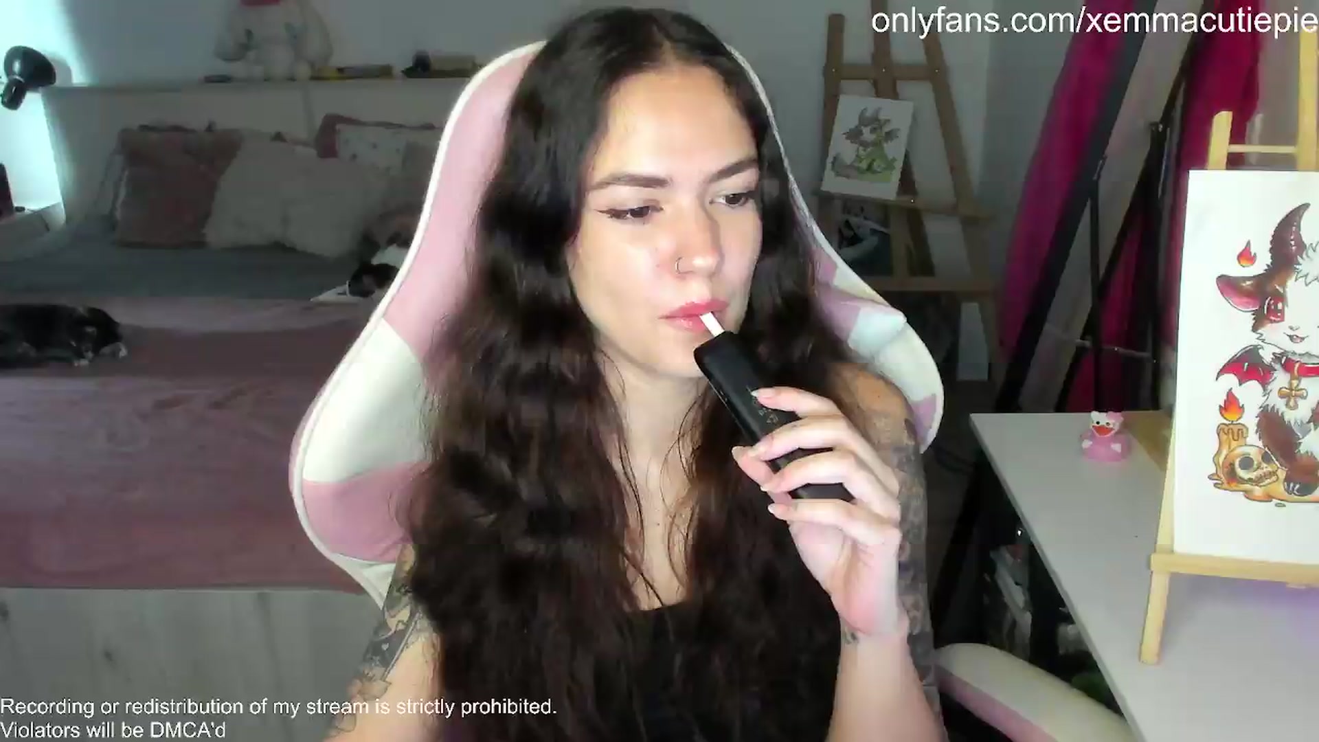 Gallery image thumbnail from EmmaCutiePie's myfreecams stream on, 06/06/2026, 12:27 image 5 of 20