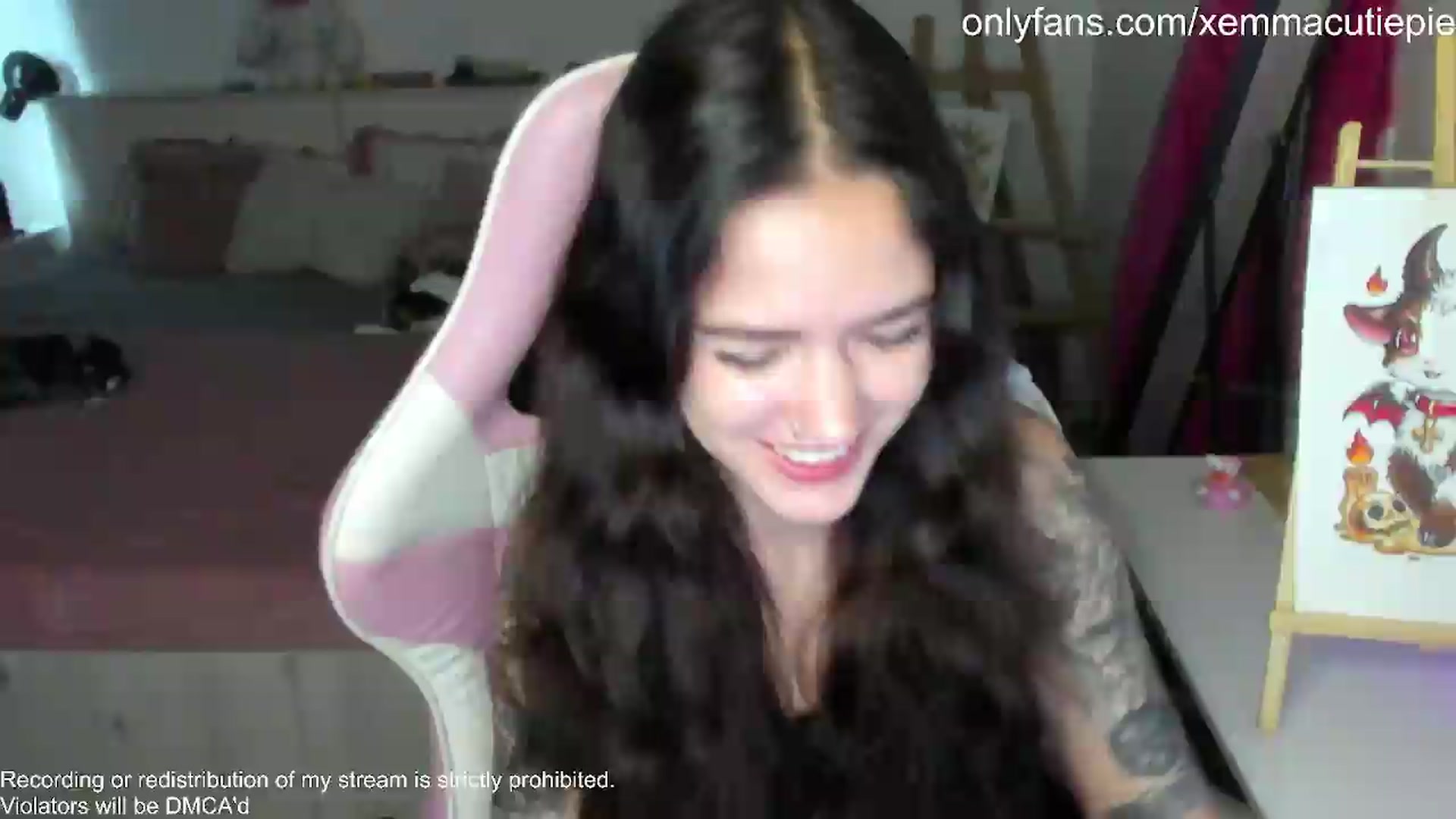 Gallery image thumbnail from EmmaCutiePie's myfreecams stream on, 06/06/2026, 12:27 image 6 of 20
