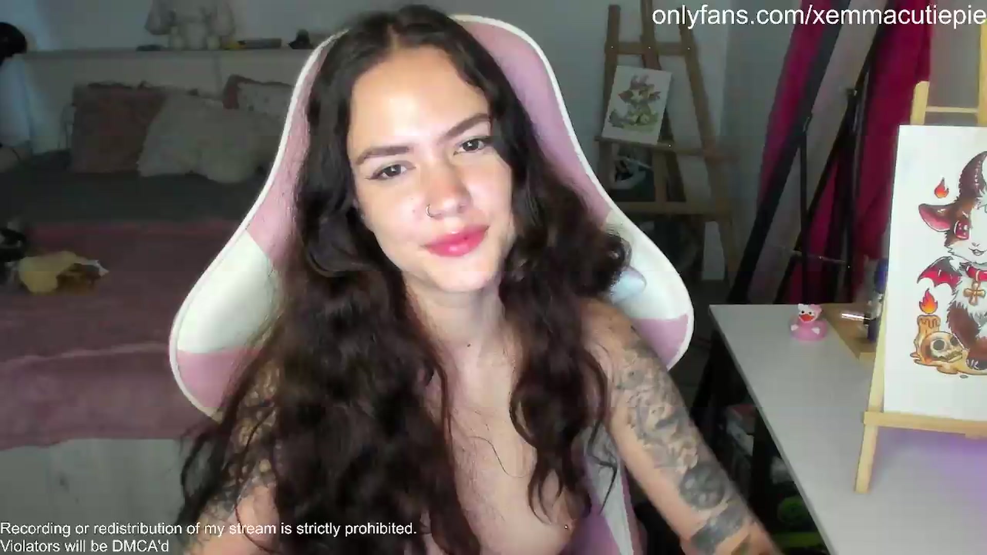Gallery image thumbnail from EmmaCutiePie's myfreecams stream on, 06/06/2026, 18:20 image 6 of 20