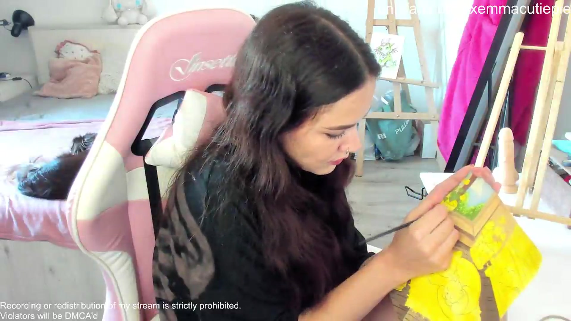 Gallery image thumbnail from EmmaCutiePie's myfreecams stream on, 06/09/2026, 13:18 image 19 of 20