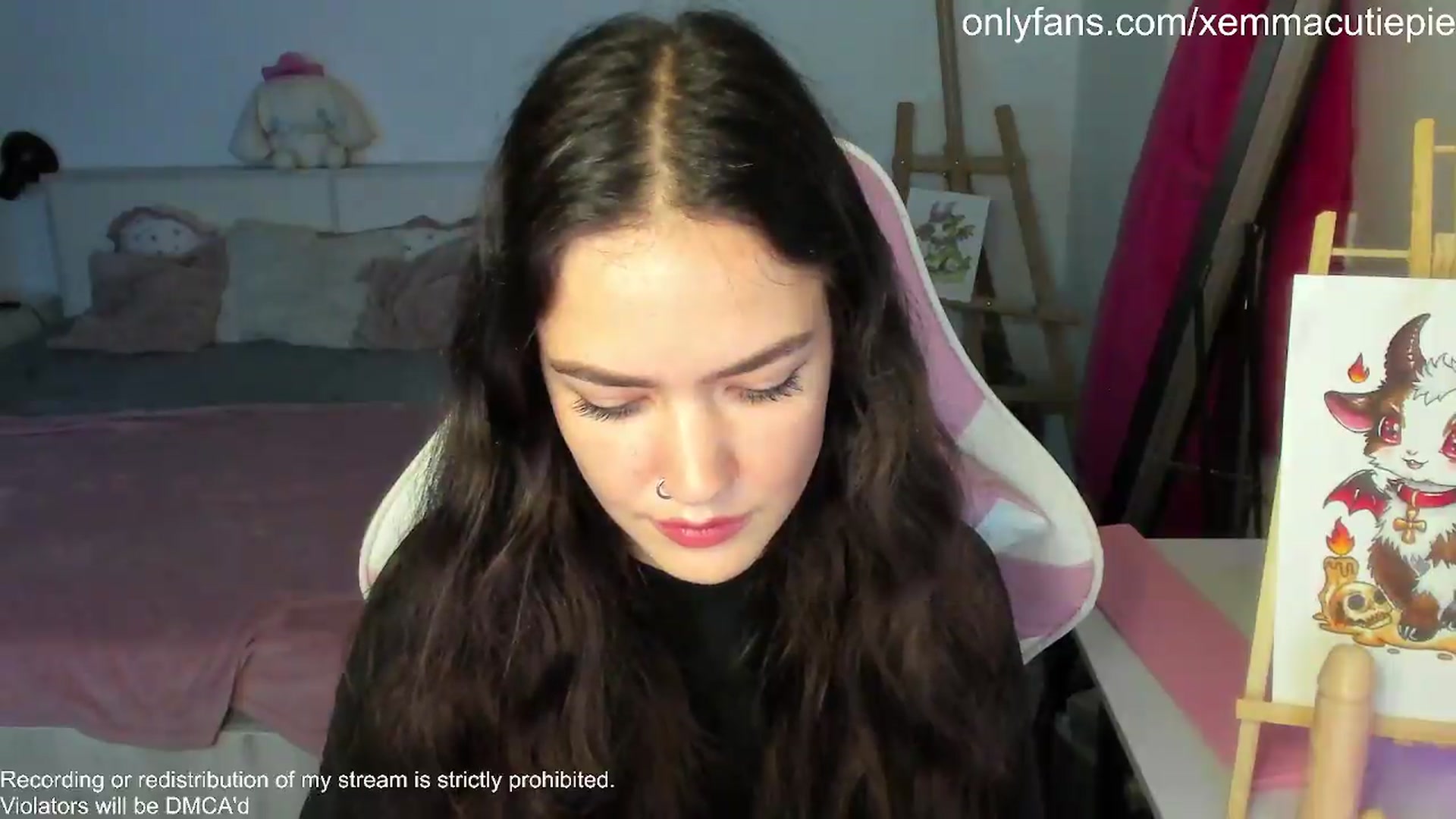 Gallery image thumbnail from EmmaCutiePie's myfreecams stream on, 06/09/2026, 13:18 image 17 of 20