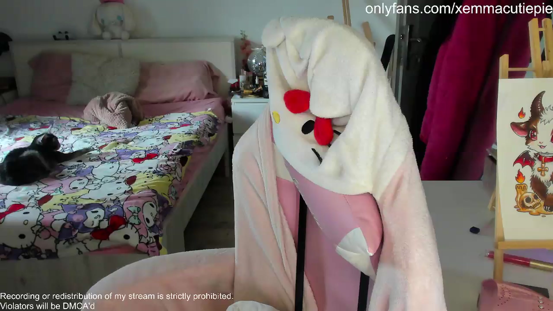 Gallery image thumbnail from EmmaCutiePie's myfreecams stream on, 07/23/2026, 15:06 image 10 of 20