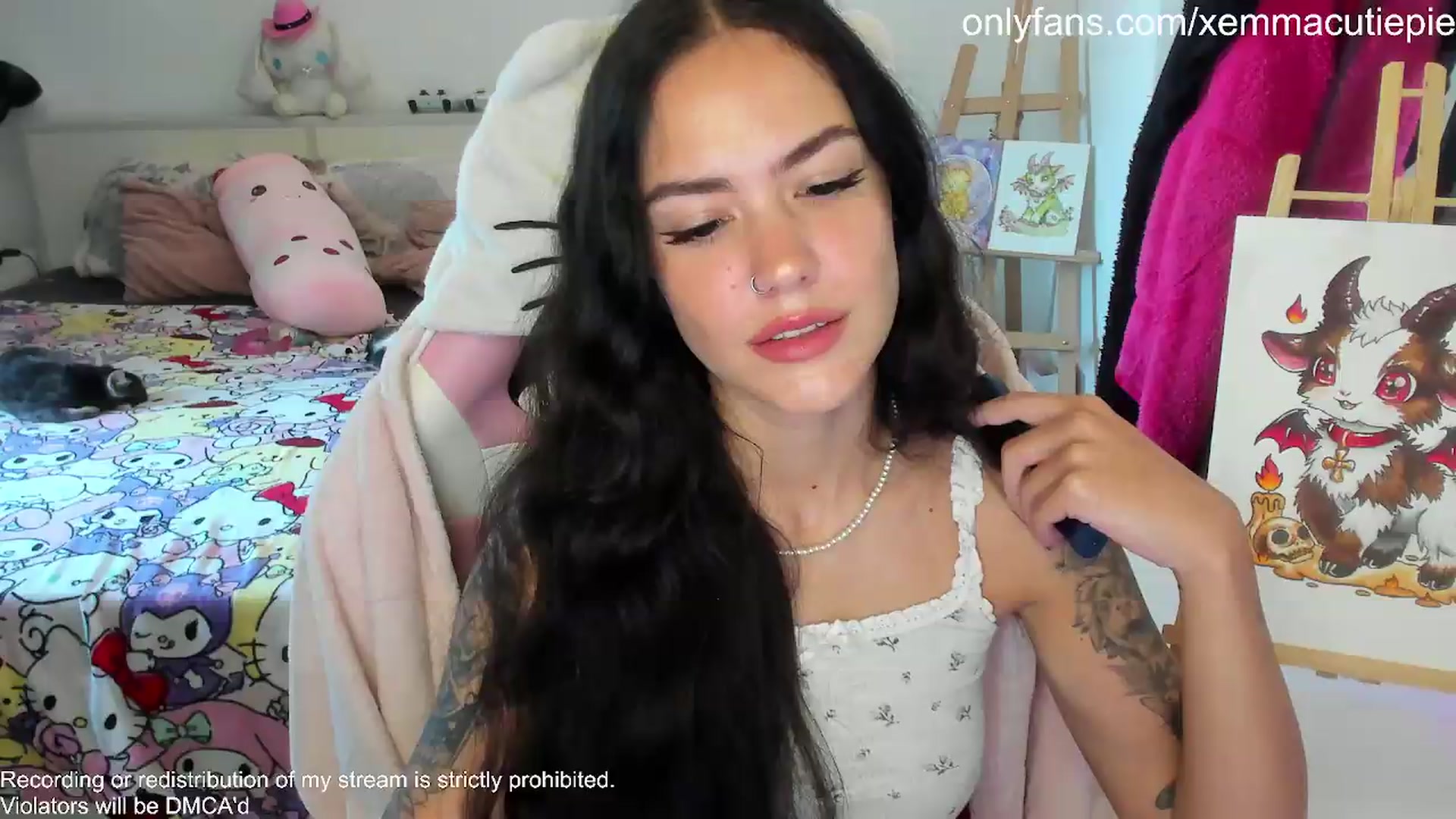 Gallery image thumbnail from EmmaCutiePie's myfreecams stream on, 08/18/2026, 12:36 image 11 of 20