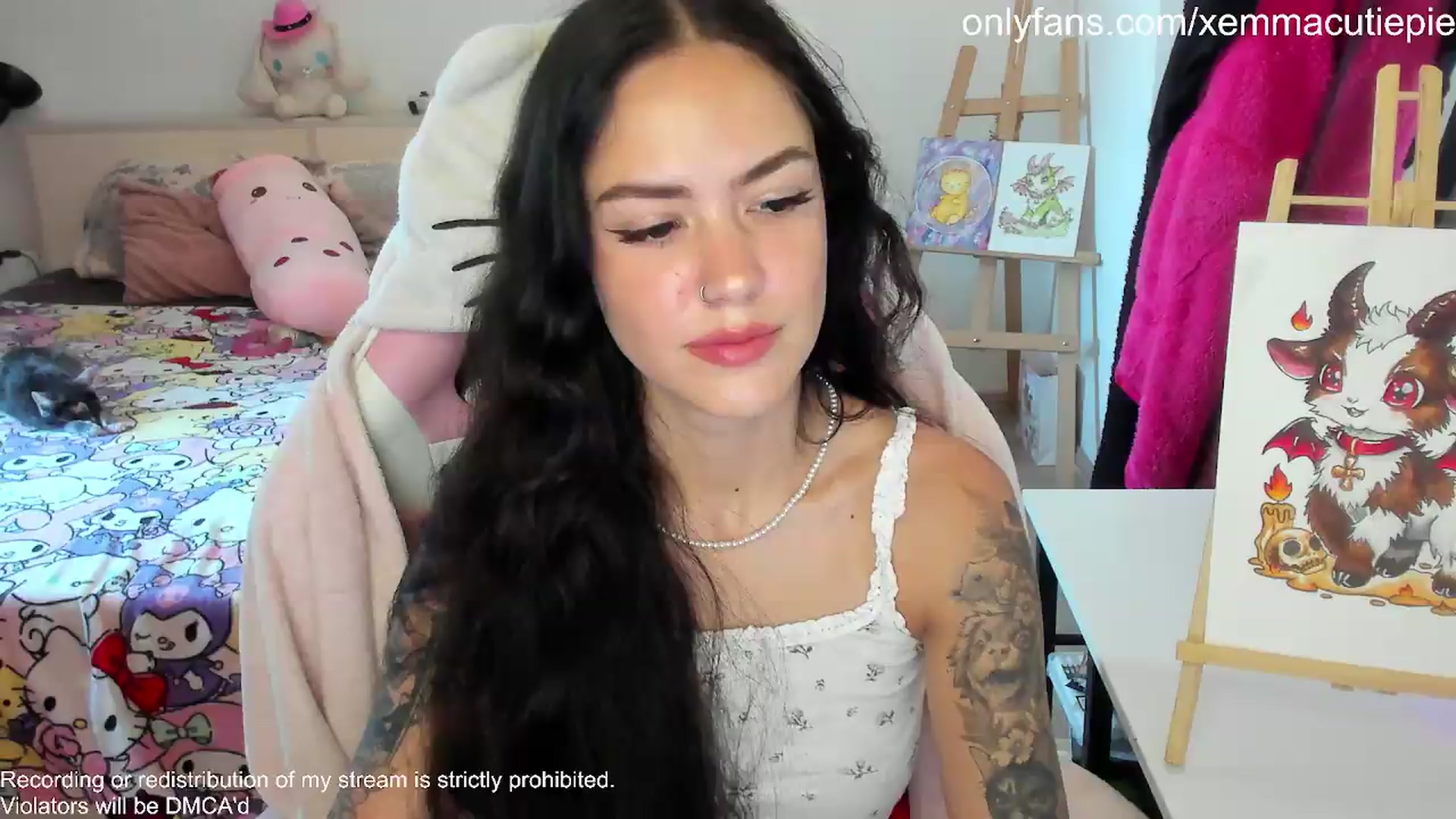 Gallery image thumbnail from EmmaCutiePie's myfreecams stream on, 08/18/2026, 12:36 image 1 of 20