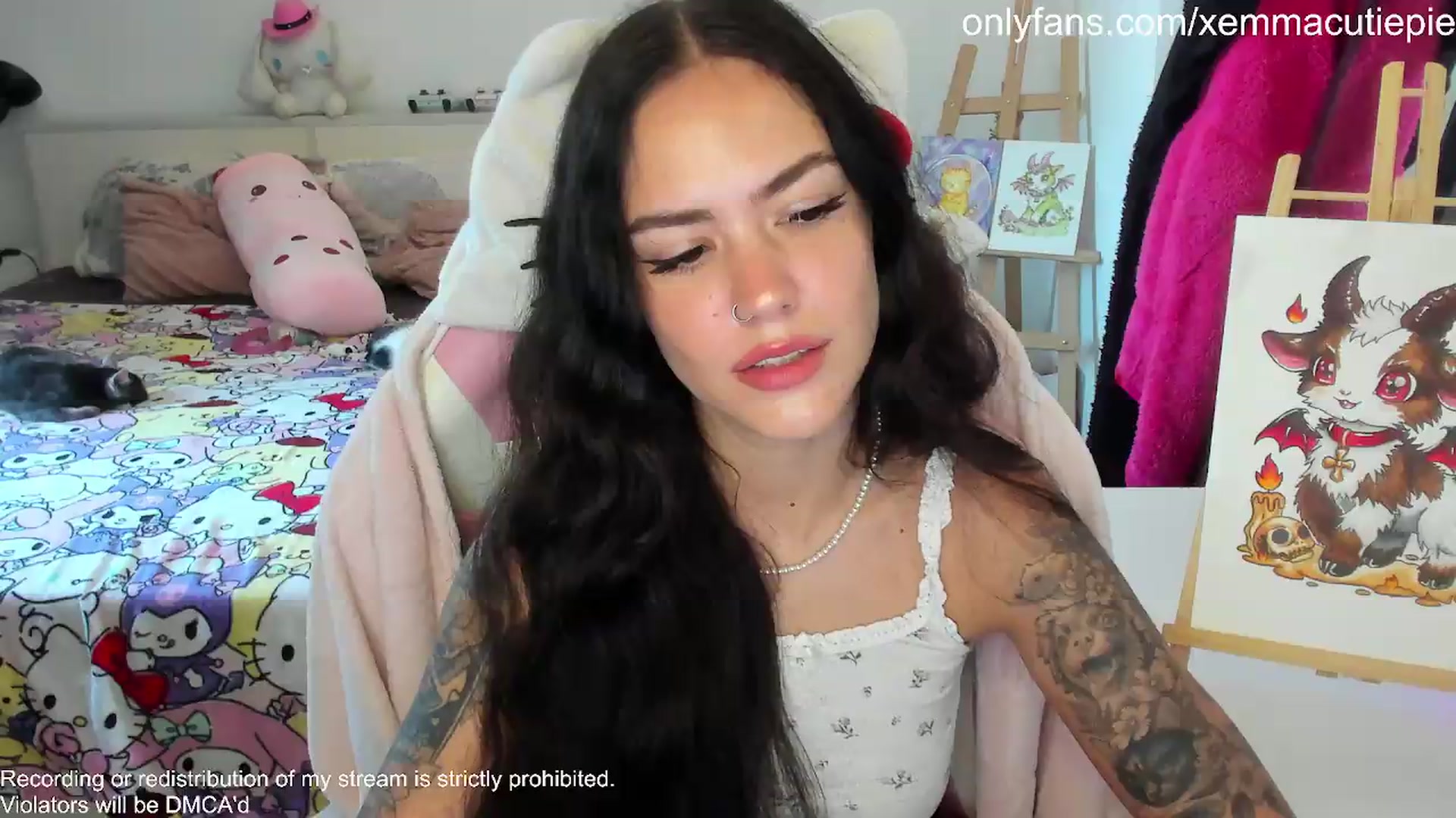 Gallery image thumbnail from EmmaCutiePie's myfreecams stream on, 08/18/2026, 12:36 image 13 of 20