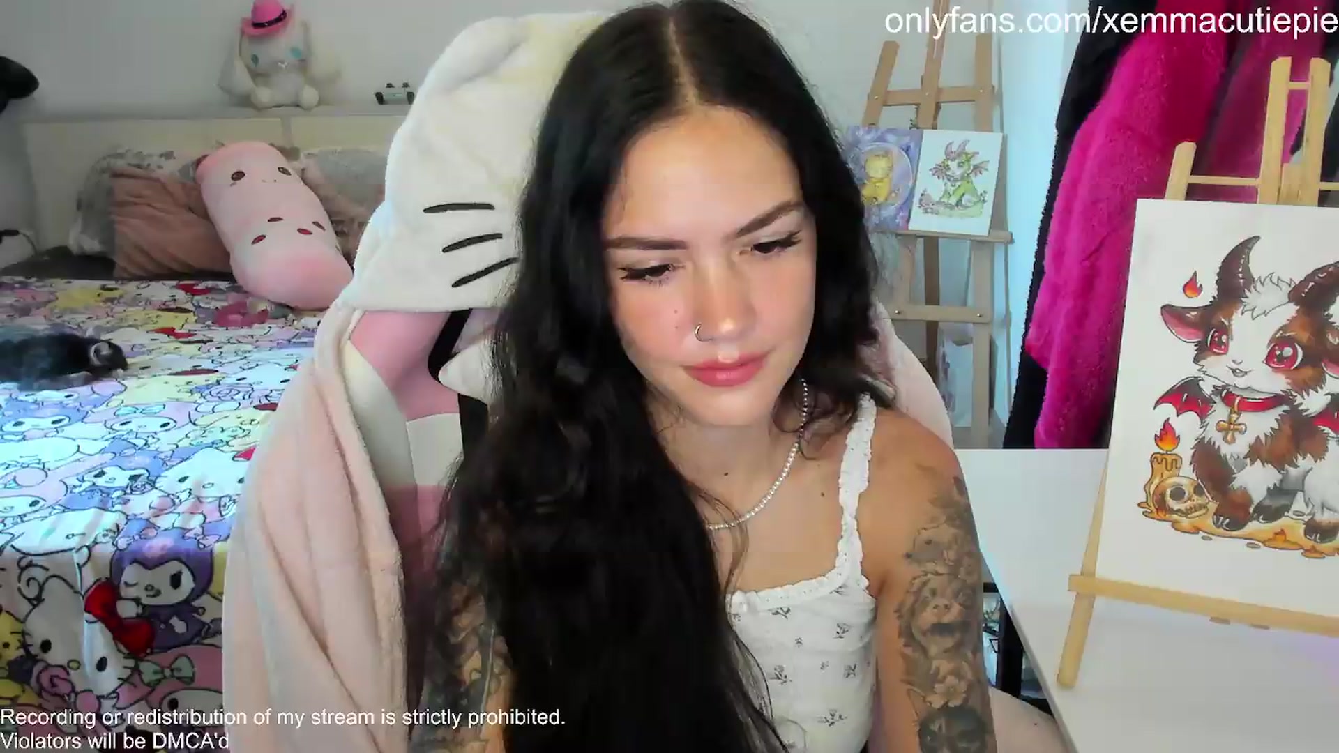 Gallery image thumbnail from EmmaCutiePie's myfreecams stream on, 08/18/2026, 12:36 image 7 of 20
