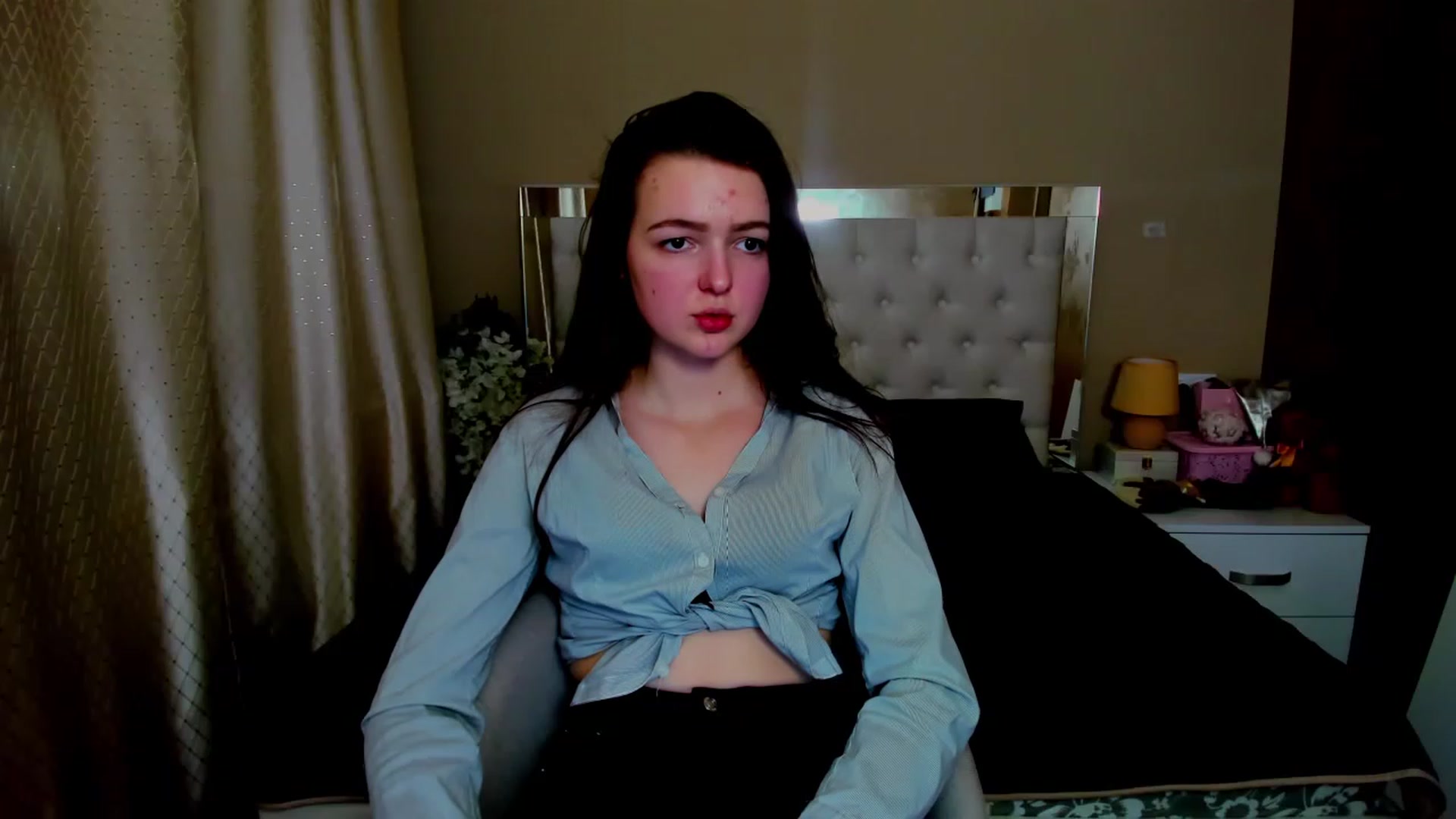 Gallery image thumbnail from EmmaCynthia's myfreecams stream on, 12/26/2022, 17:47 image 15 of 20