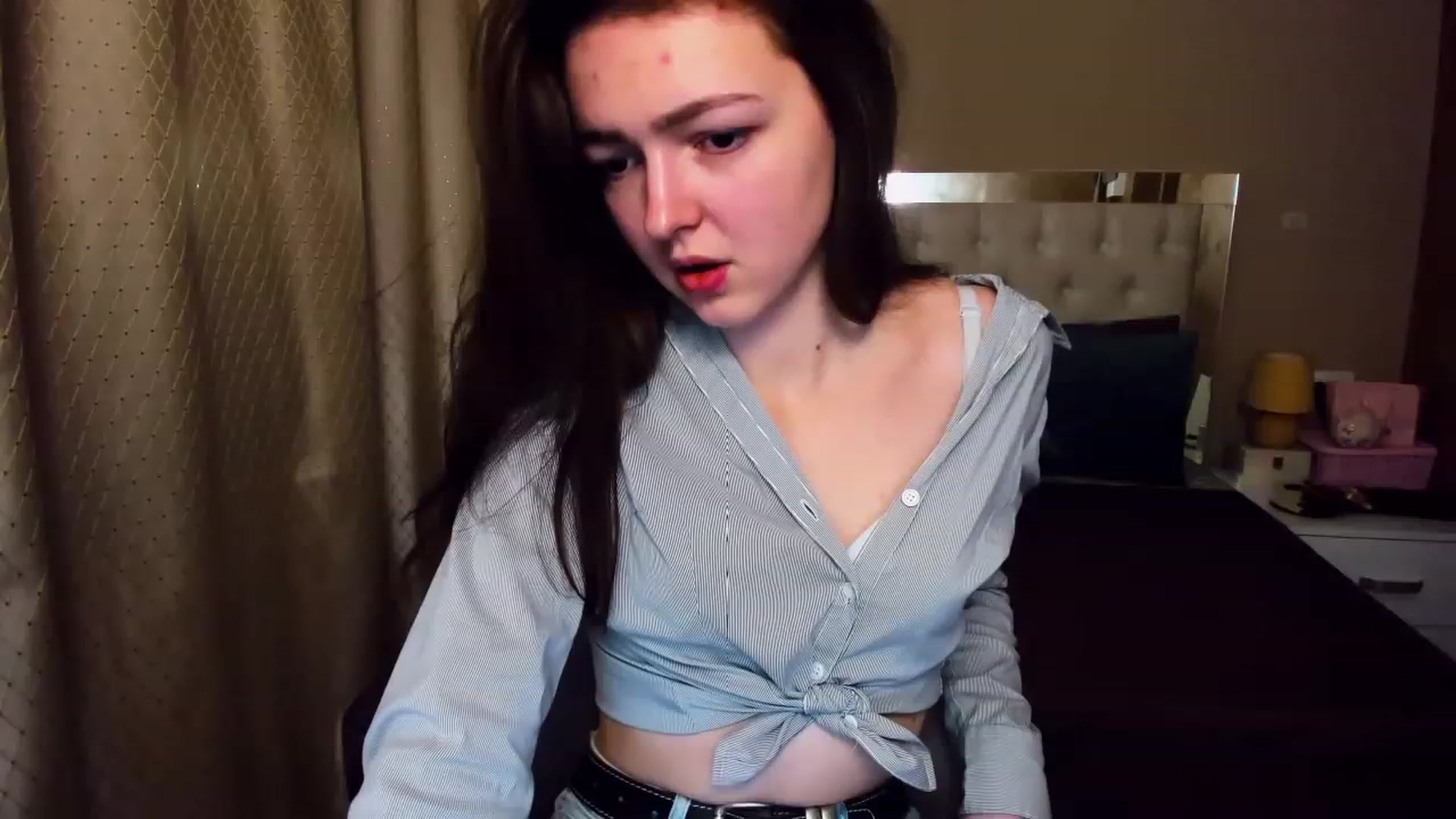 Gallery image thumbnail from EmmaCynthia's myfreecams stream on, 01/02/2023, 09:48 image 13 of 20