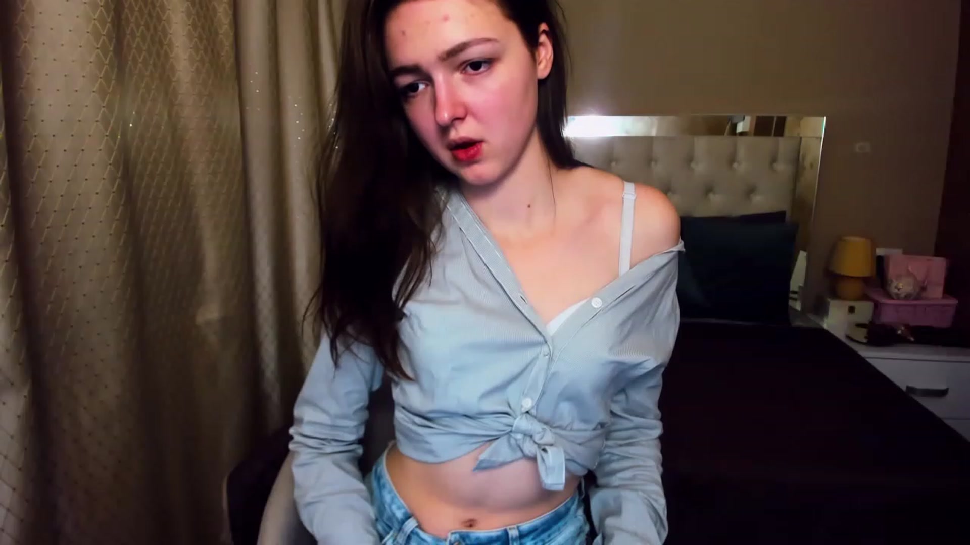 Gallery image thumbnail from EmmaCynthia's myfreecams stream on, 01/02/2023, 12:49 image 6 of 20