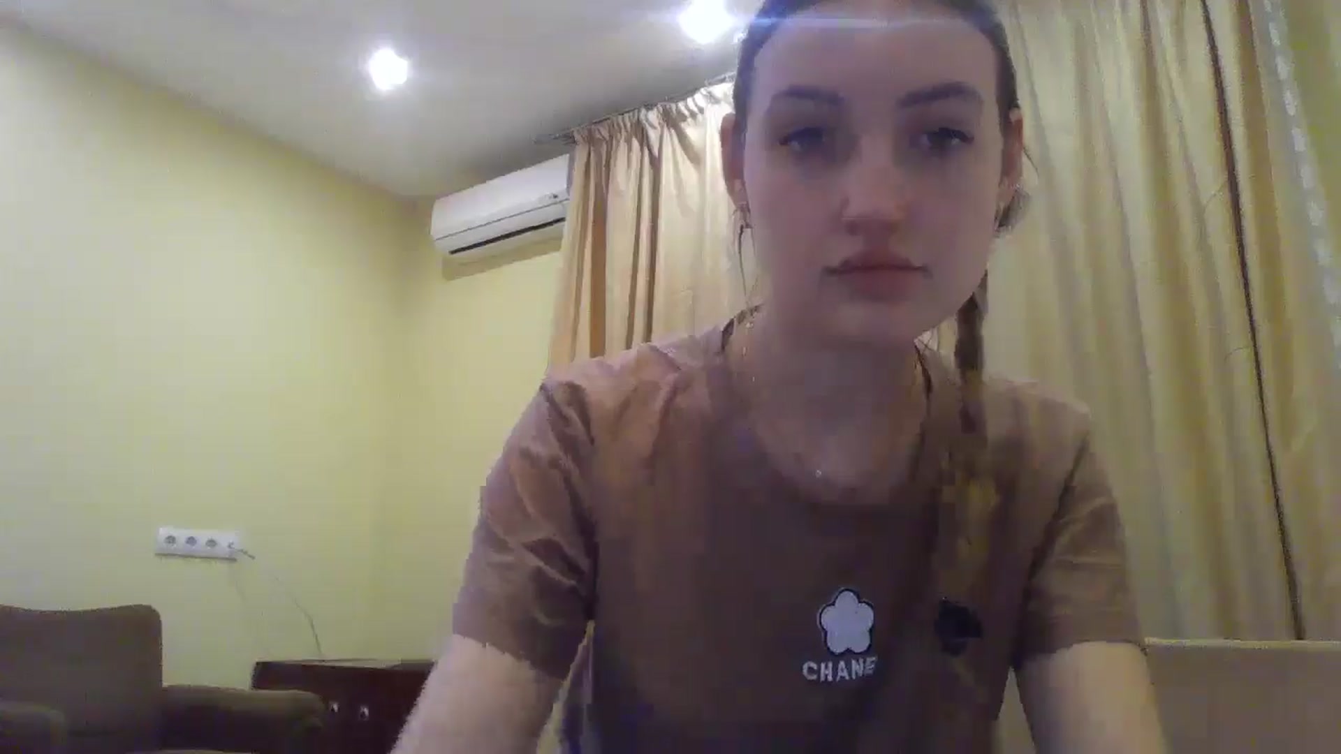 Gallery image thumbnail from EmmaDream18's myfreecams stream on, 12/25/2025, 21:50 image 13 of 20