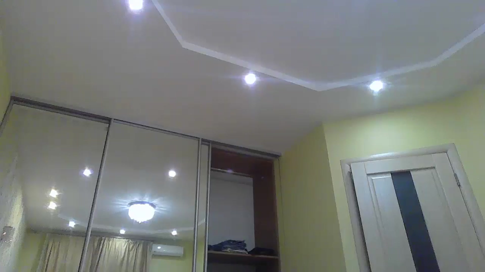 Gallery image thumbnail from EmmaDream18's myfreecams stream on, 12/26/2025, 01:11 image 9 of 20