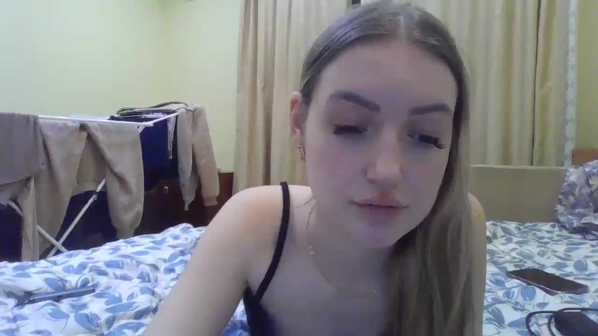Gallery image thumbnail from EmmaDream18's myfreecams stream on, 12/26/2025, 16:29 image 9 of 20