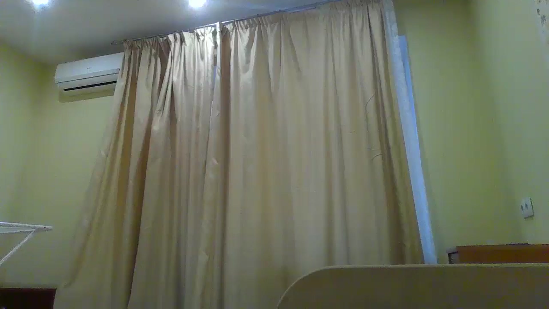 Gallery image thumbnail from EmmaDream18's myfreecams stream on, 01/10/2026, 11:29 image 9 of 20