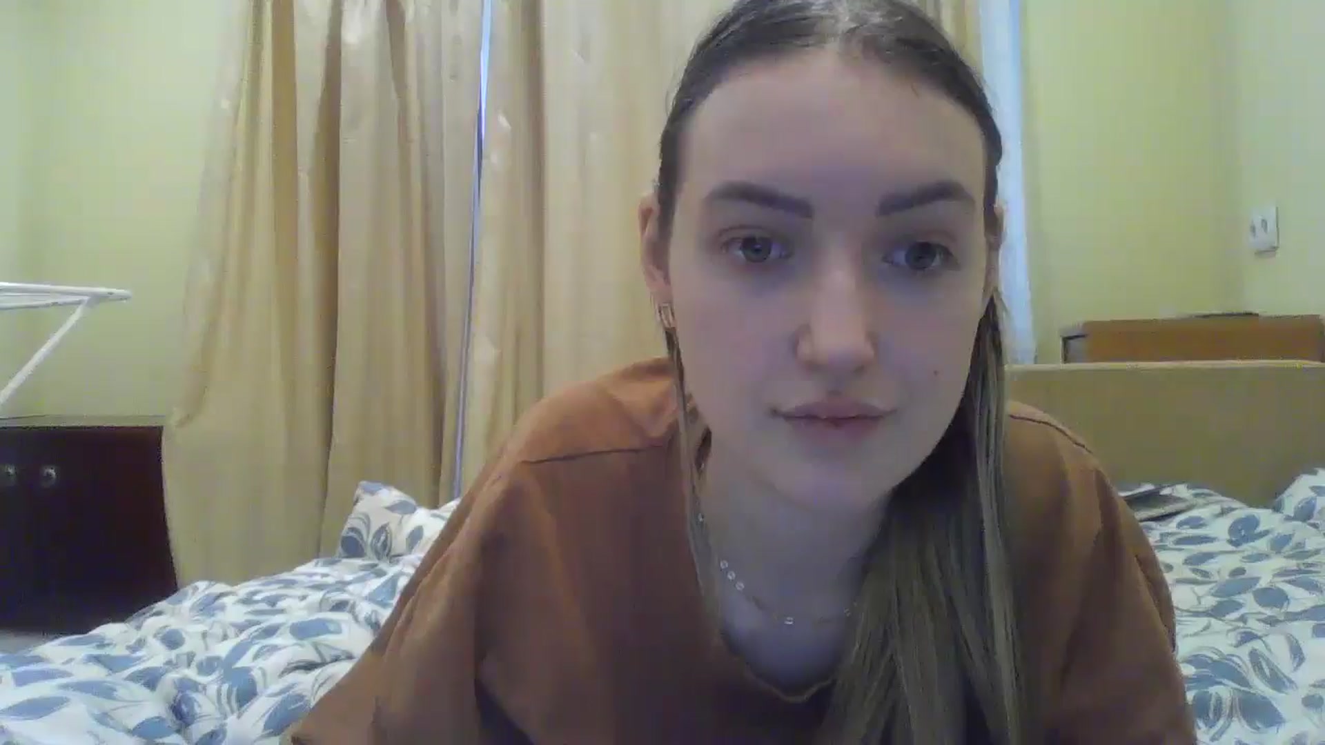 Gallery image thumbnail from EmmaDream18's myfreecams stream on, 01/10/2026, 12:21 image 12 of 20