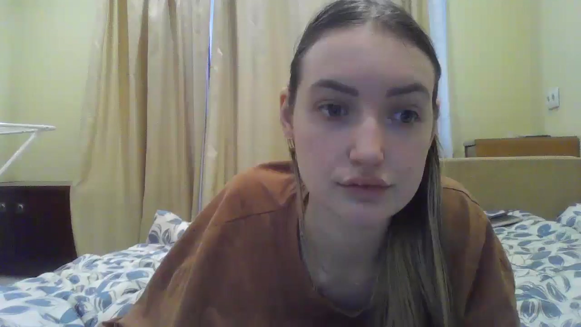 Gallery image thumbnail from EmmaDream18's myfreecams stream on, 01/10/2026, 12:21 image 14 of 20