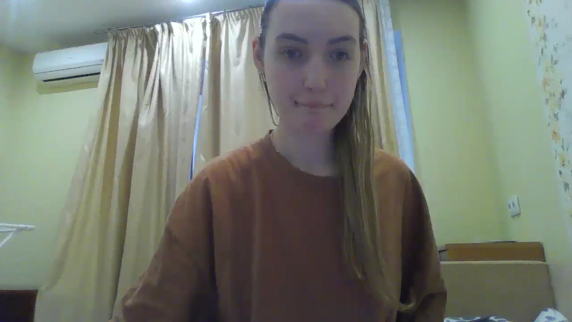 Gallery image thumbnail from EmmaDream18's myfreecams stream on, 01/10/2026, 13:22 image 11 of 20