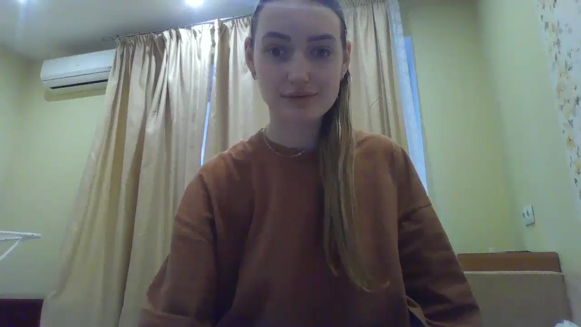 Gallery image thumbnail from EmmaDream18's myfreecams stream on, 01/10/2026, 13:22 image 19 of 20