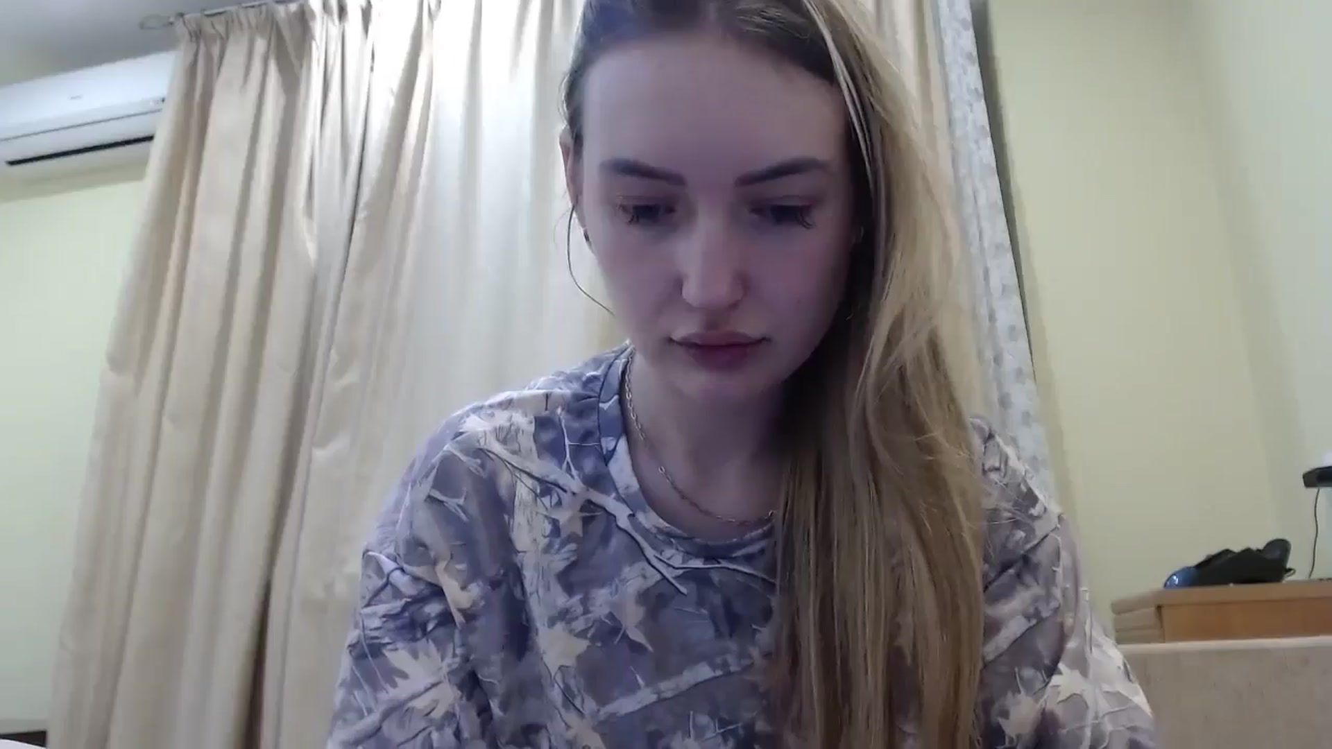 Gallery image thumbnail from EmmaDream18's myfreecams stream on, 01/11/2026, 19:15 image 20 of 20