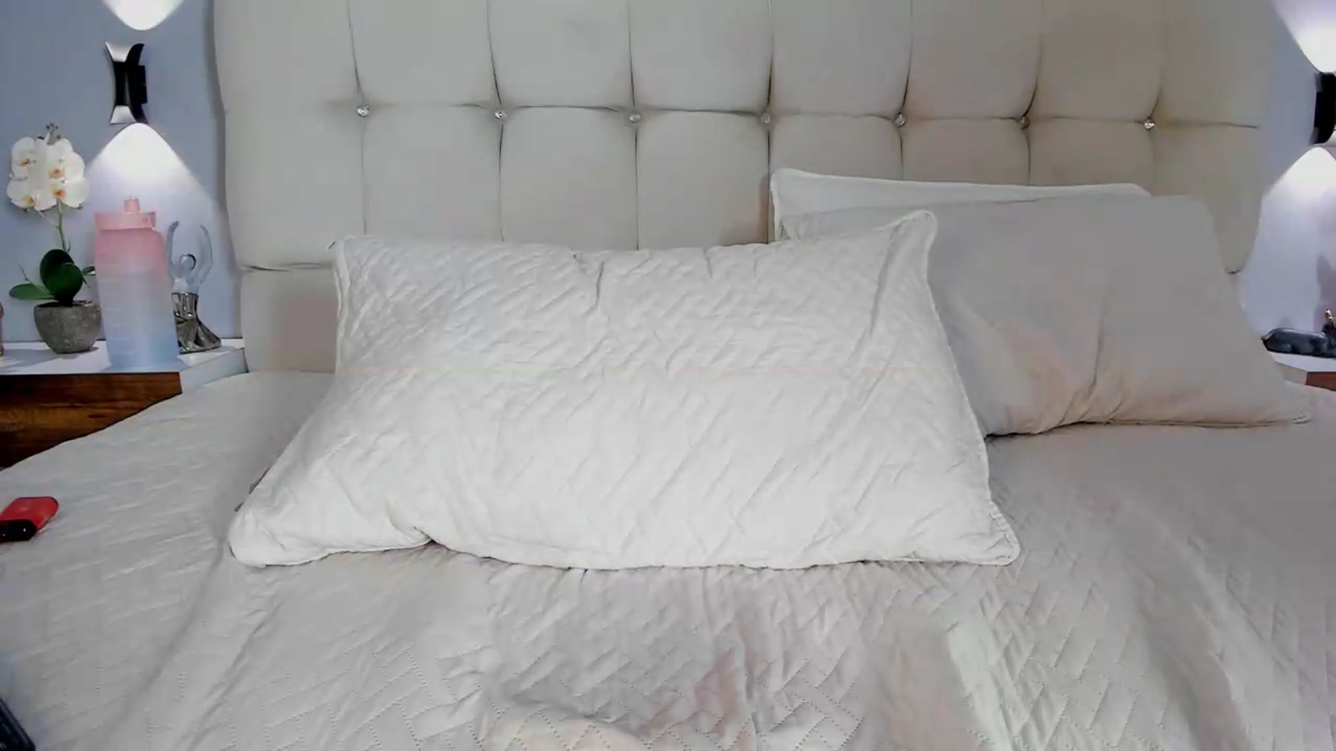 Gallery image thumbnail from EmmaGallardo's myfreecams stream on, 08/30/2026, 12:03 image 13 of 20