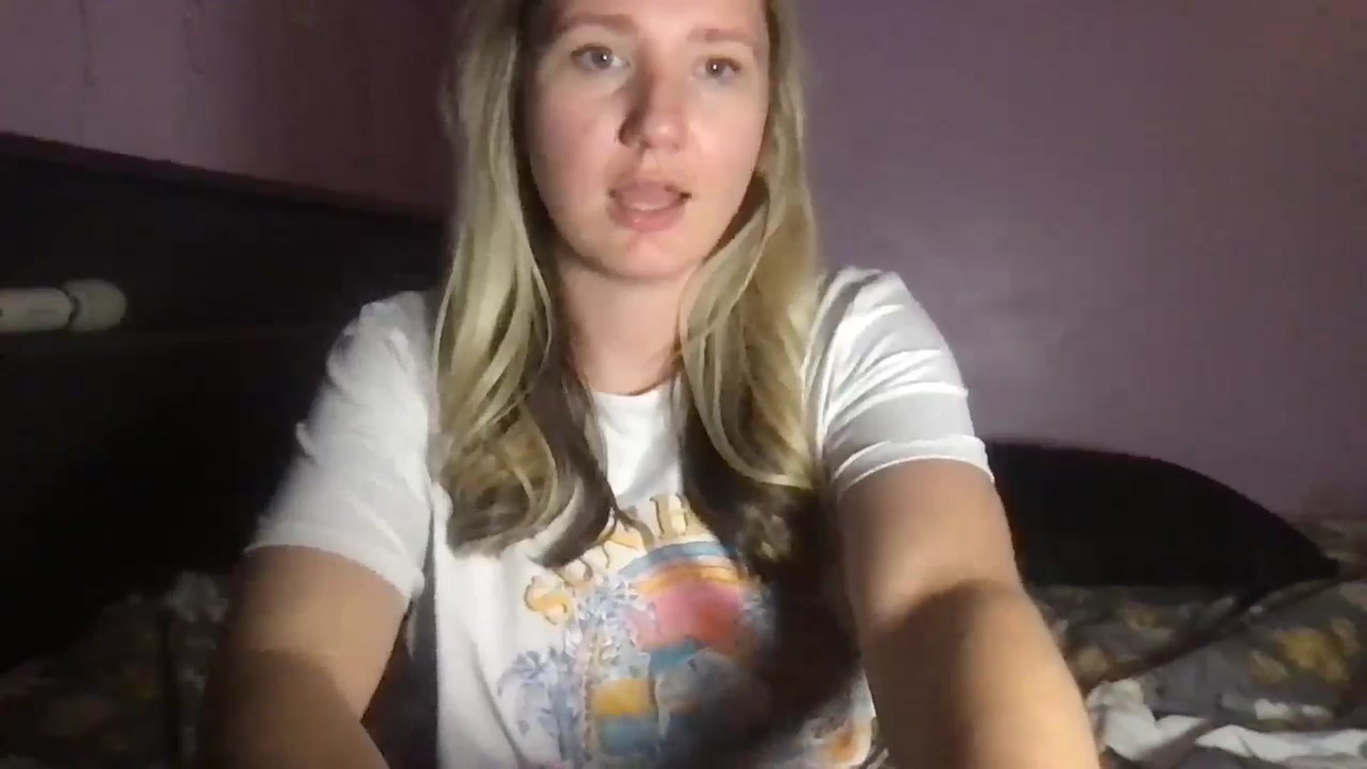 Gallery image thumbnail from EmmaHaze's myfreecams stream on, 12/19/2024, 06:15 image 5 of 20