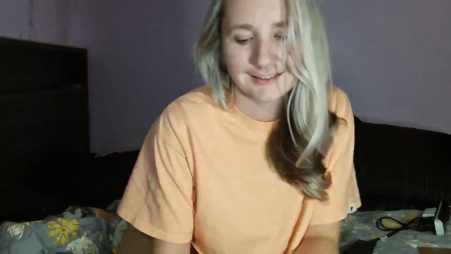 Gallery image thumbnail from EmmaHaze's myfreecams stream on, 12/23/2024, 05:23 image 6 of 20