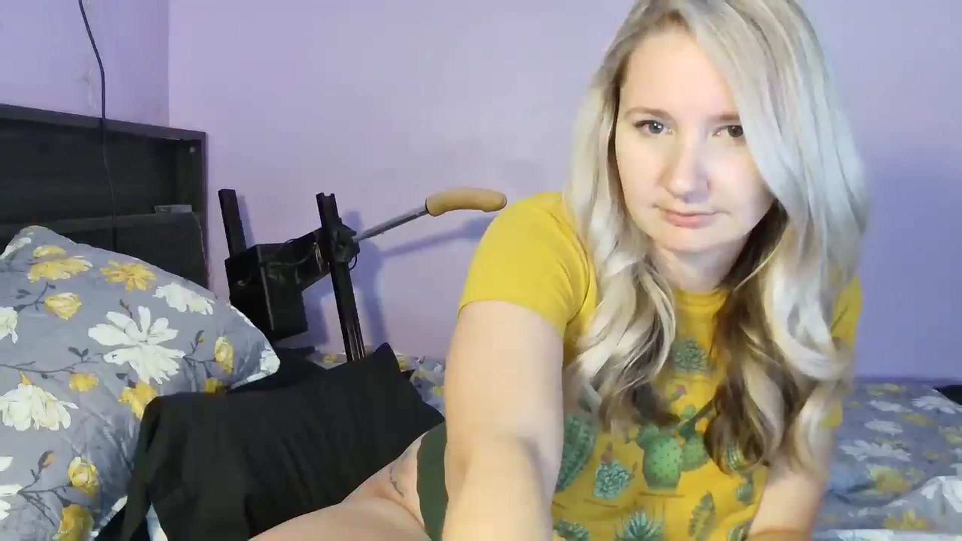 Gallery image thumbnail from EmmaHaze's myfreecams stream on, 01/02/2025, 03:55 image 11 of 20